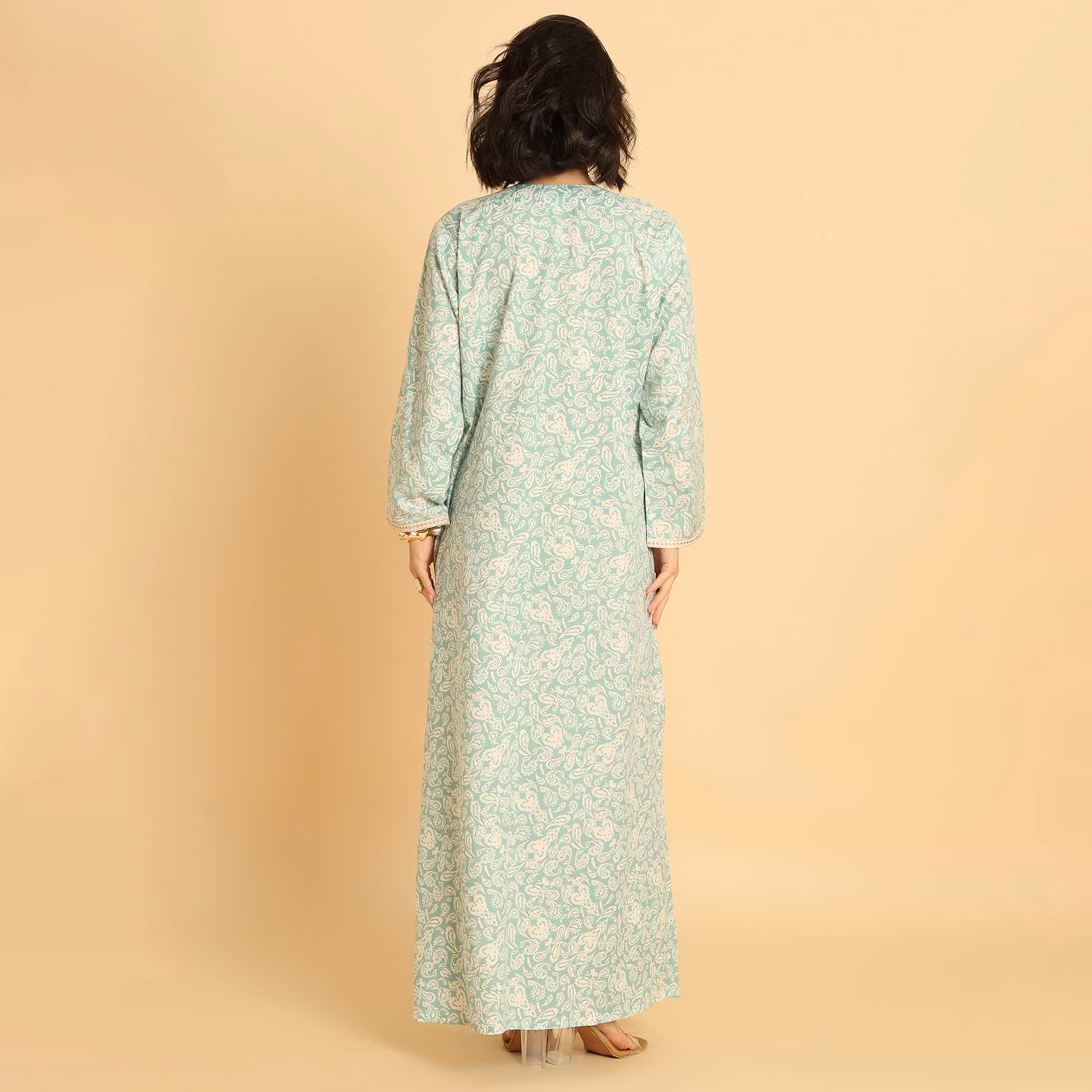 جلابية نسائية كاجوال بنقوش البيزلي من هنا اند سارة.-women-arabicclothing-jalabiyas-image-5