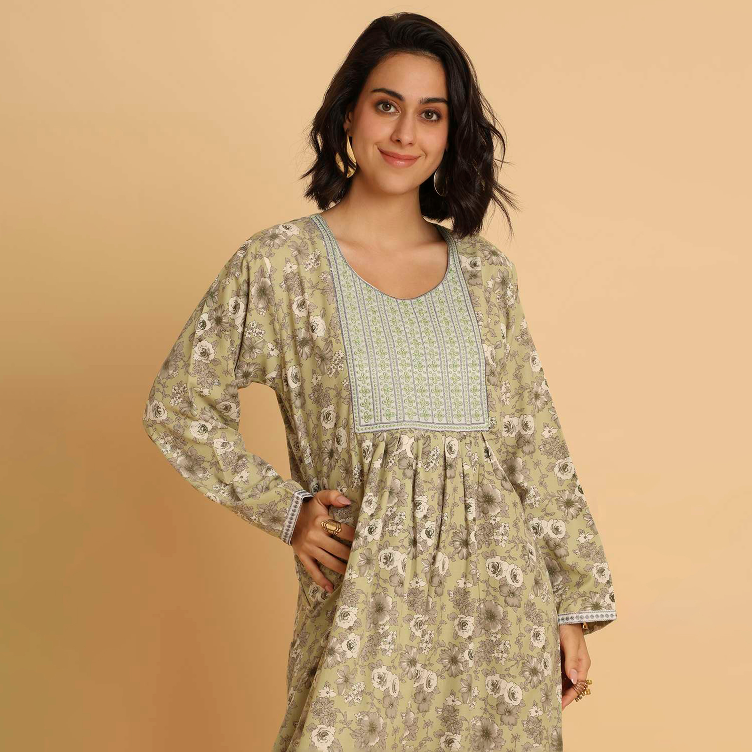 HanaandSara Floral Print Women's Casual Jalabiya-women-arabicclothing-jalabiyas-image-2