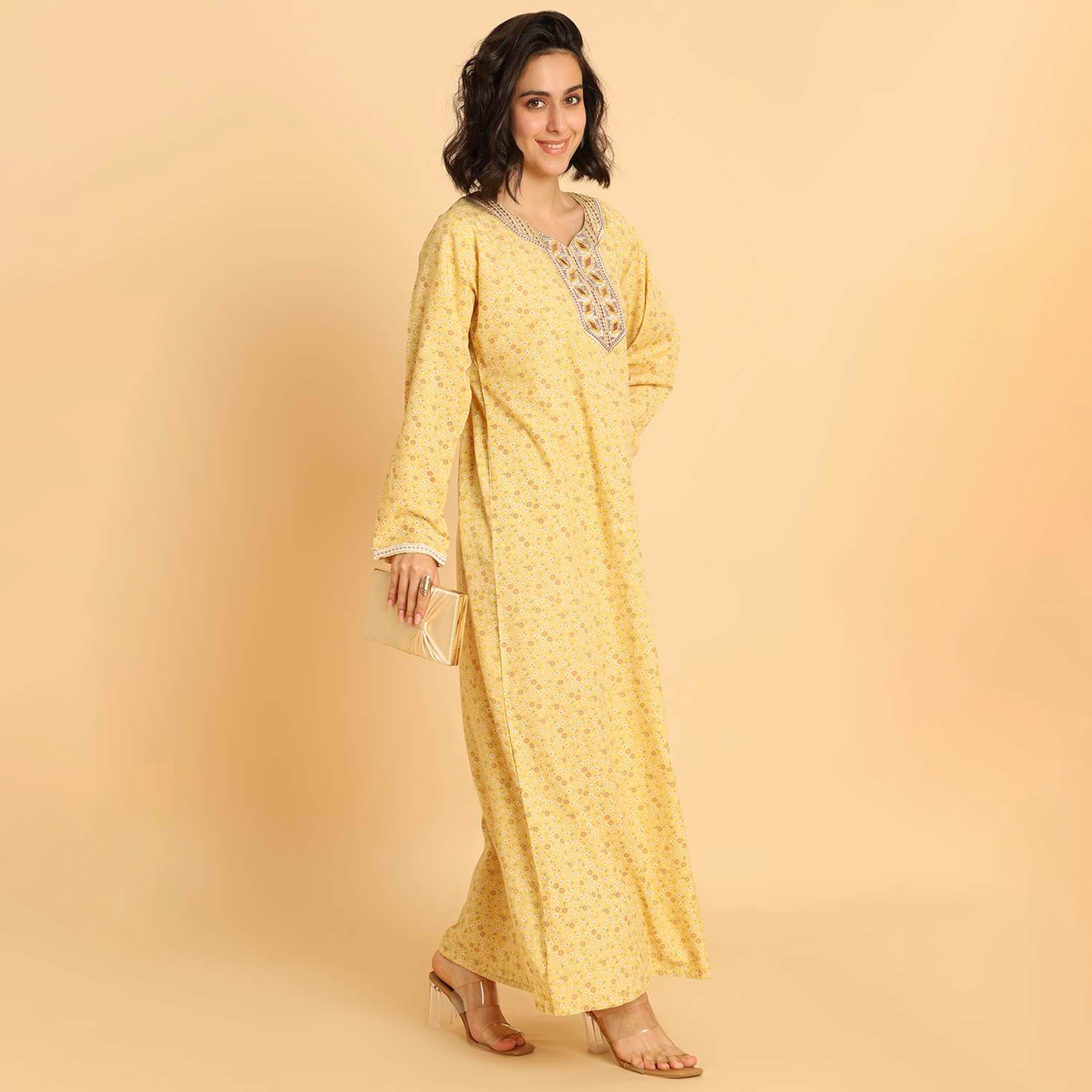جلابية نسائية كاجوال بطبعة زهور من هنا اند سارة.-women-arabicclothing-jalabiyas-image-4