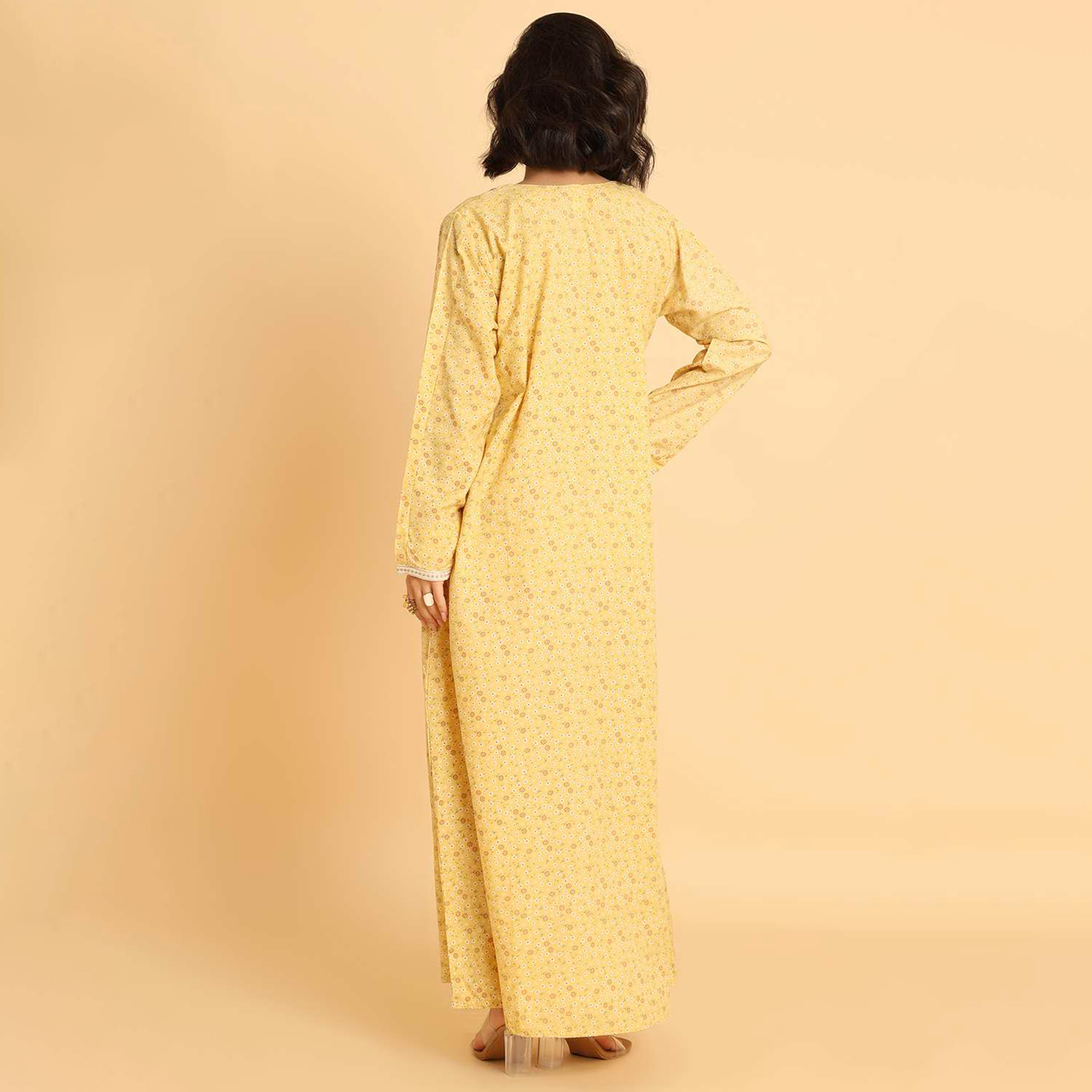 جلابية نسائية كاجوال بطبعة زهور من هنا اند سارة.-women-arabicclothing-jalabiyas-image-5