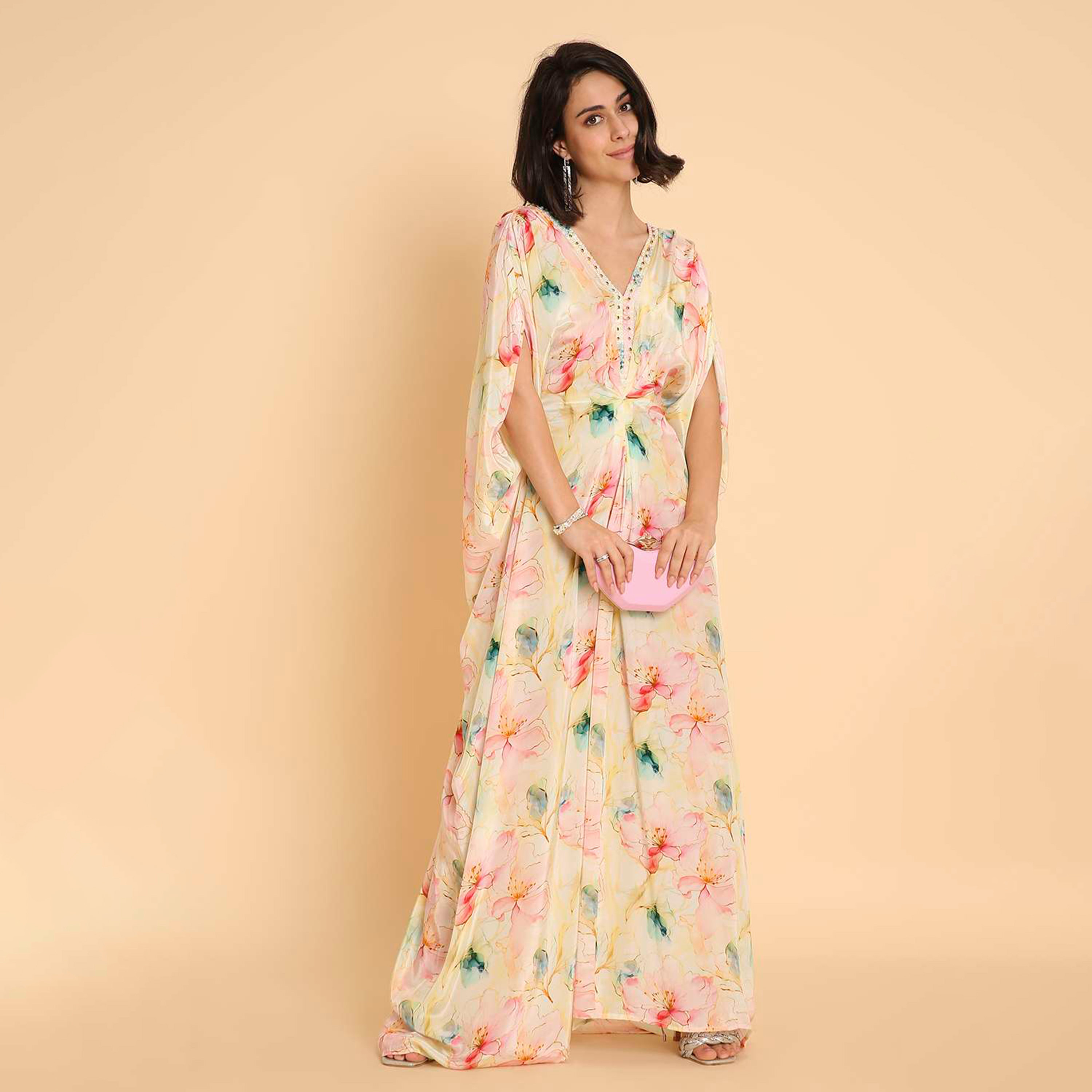 جلابية نسائية بتصميم قفطان كاجوال بطبعة زهور متعددة الألوان من هنا اند سارة.-women-clothing-dresses-image-1