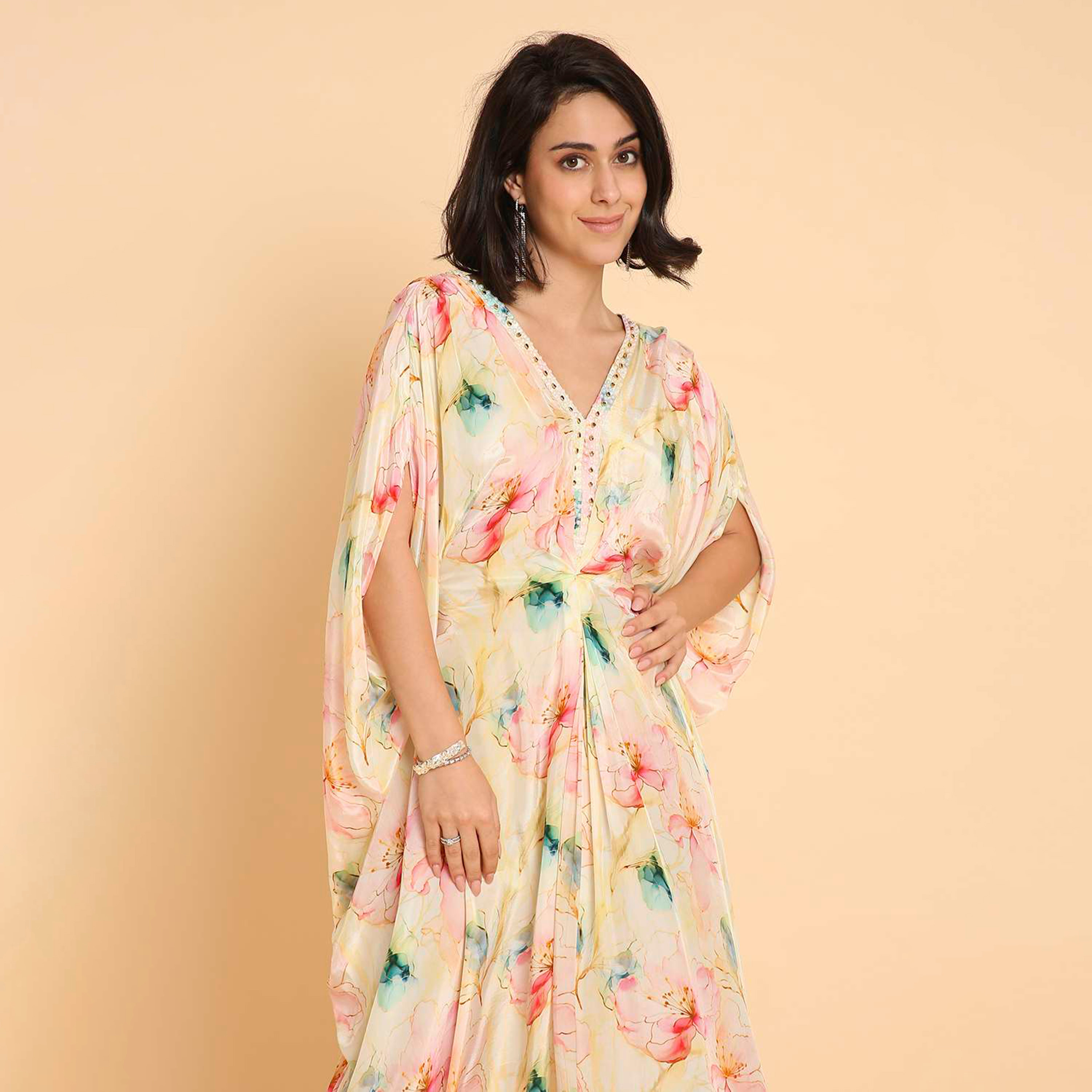 جلابية نسائية بتصميم قفطان كاجوال بطبعة زهور متعددة الألوان من هنا اند سارة.-women-clothing-dresses-image-2