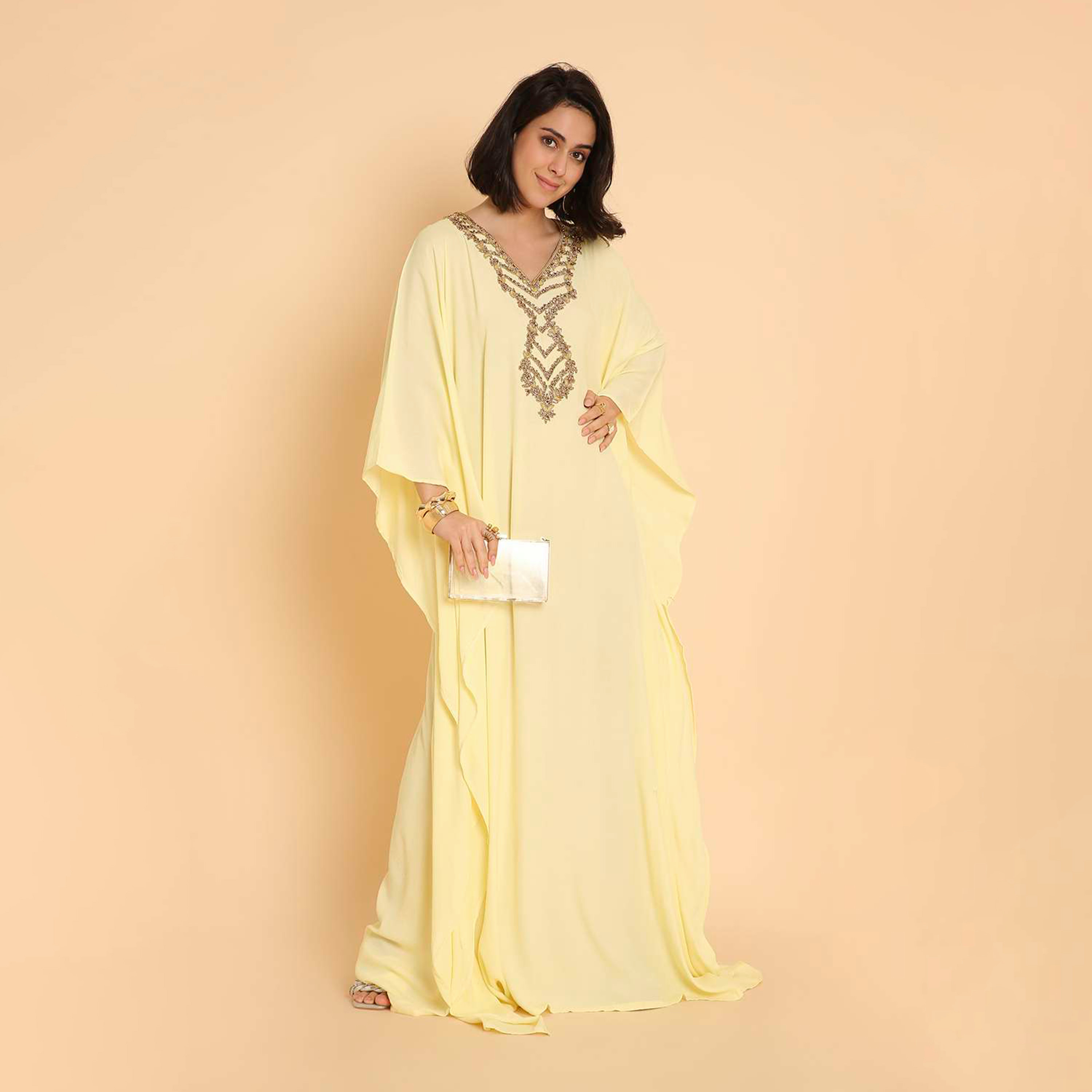 جلابية نسائية بتصميم قفطان سهرة مزينة بالخرز على الصدر من هنا اند سارة.-women-arabicclothing-jalabiyas-image-11