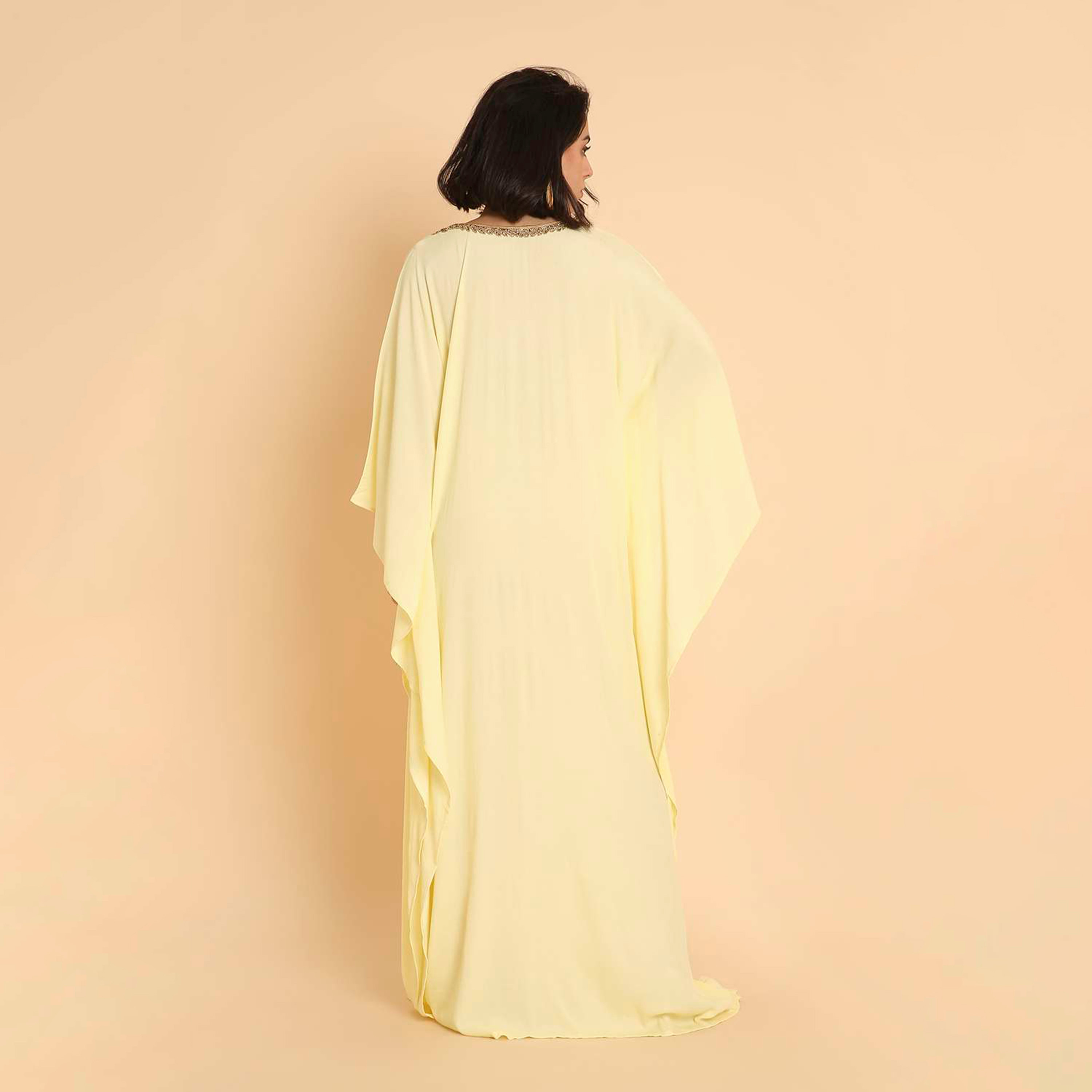 جلابية نسائية بتصميم قفطان سهرة مزينة بالخرز على الصدر من هنا اند سارة.-women-arabicclothing-jalabiyas-image-15