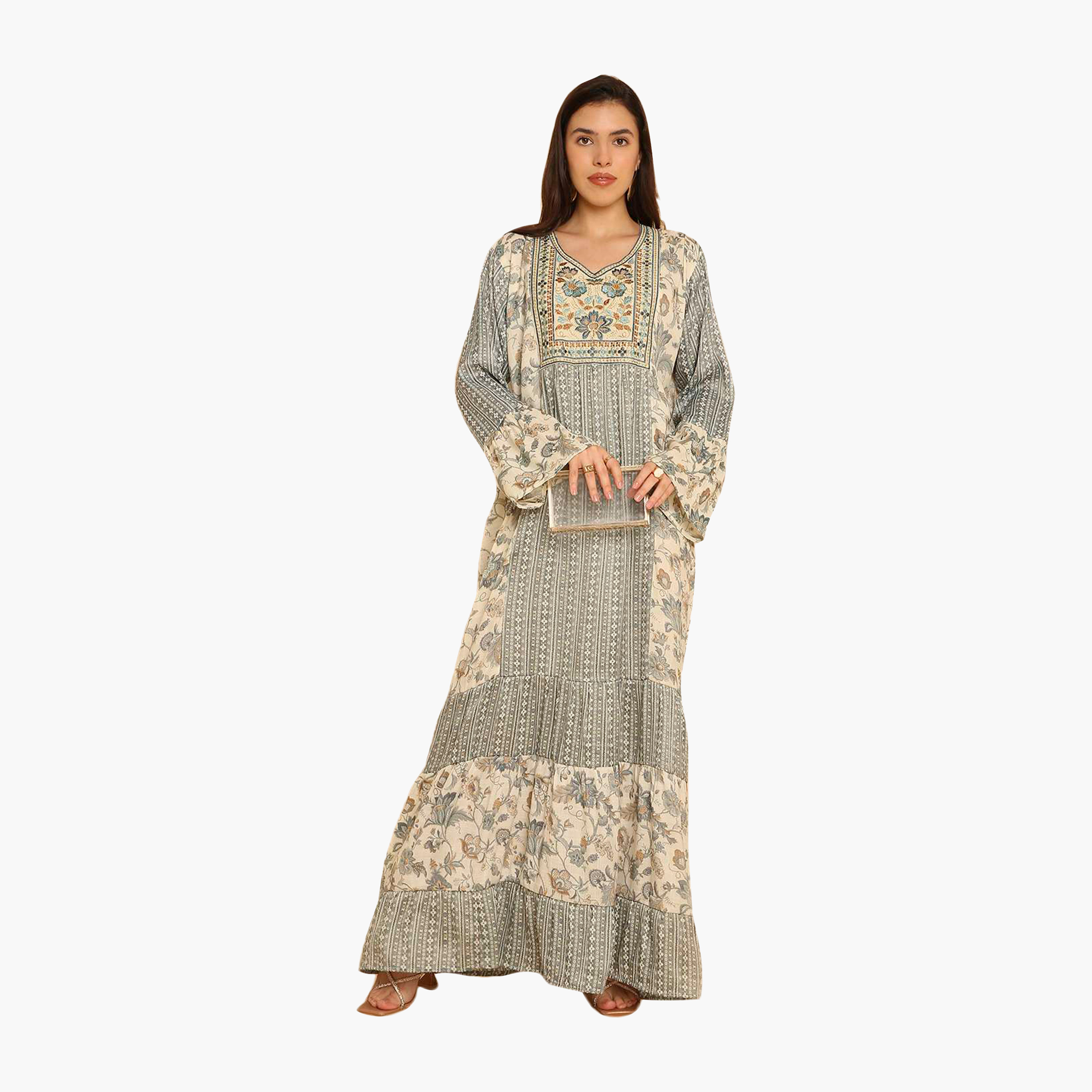 جلابية نسائية مطرزة بأكمام واسعة ونقشة هندسية خضراء من هنا اند سارة-women-arabicclothing-jalabiyas-image-1