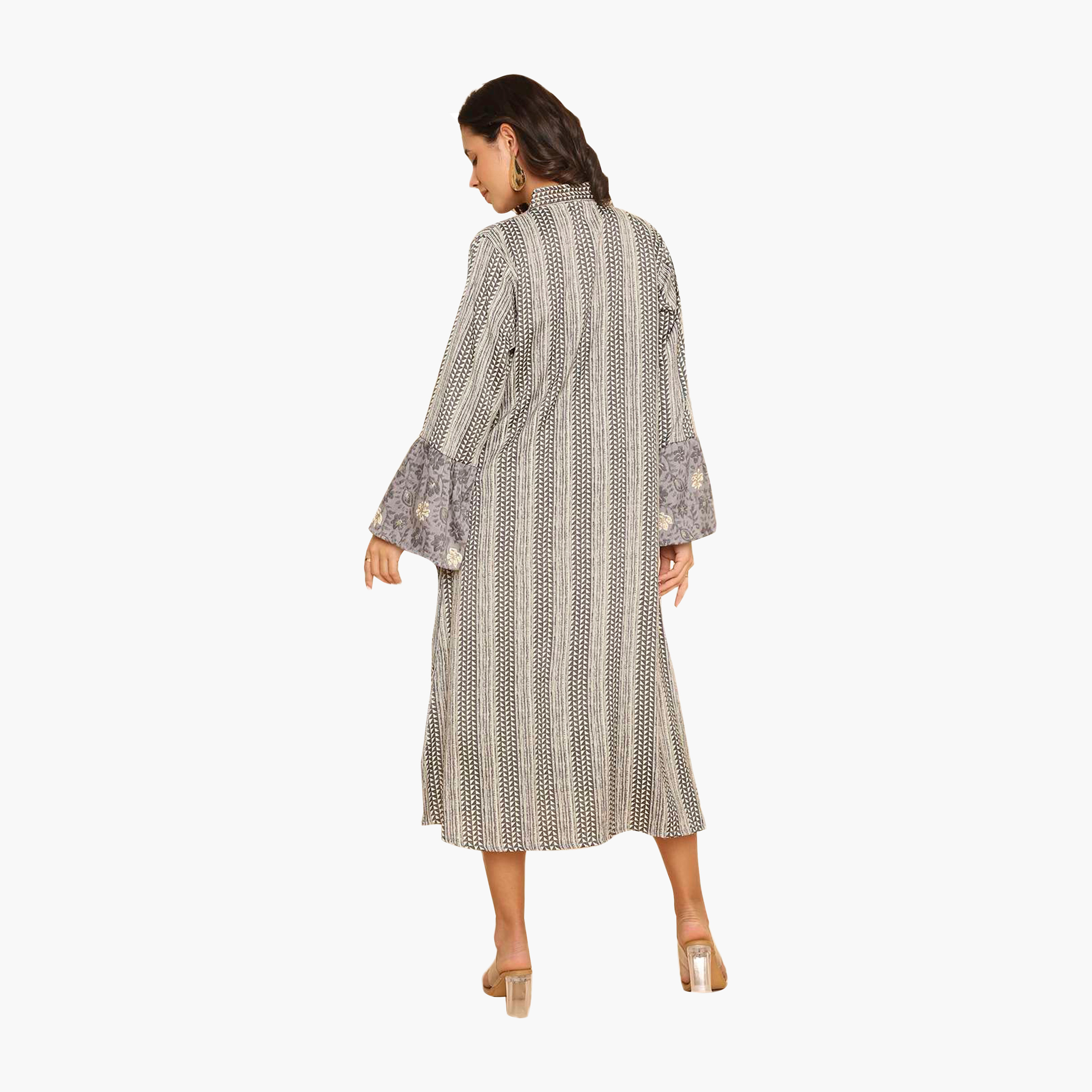 HanaandSara Floral & Geometric Print Collared Bell Sleeves Women's Jalabiya-women-arabicclothing-jalabiyas-image-10