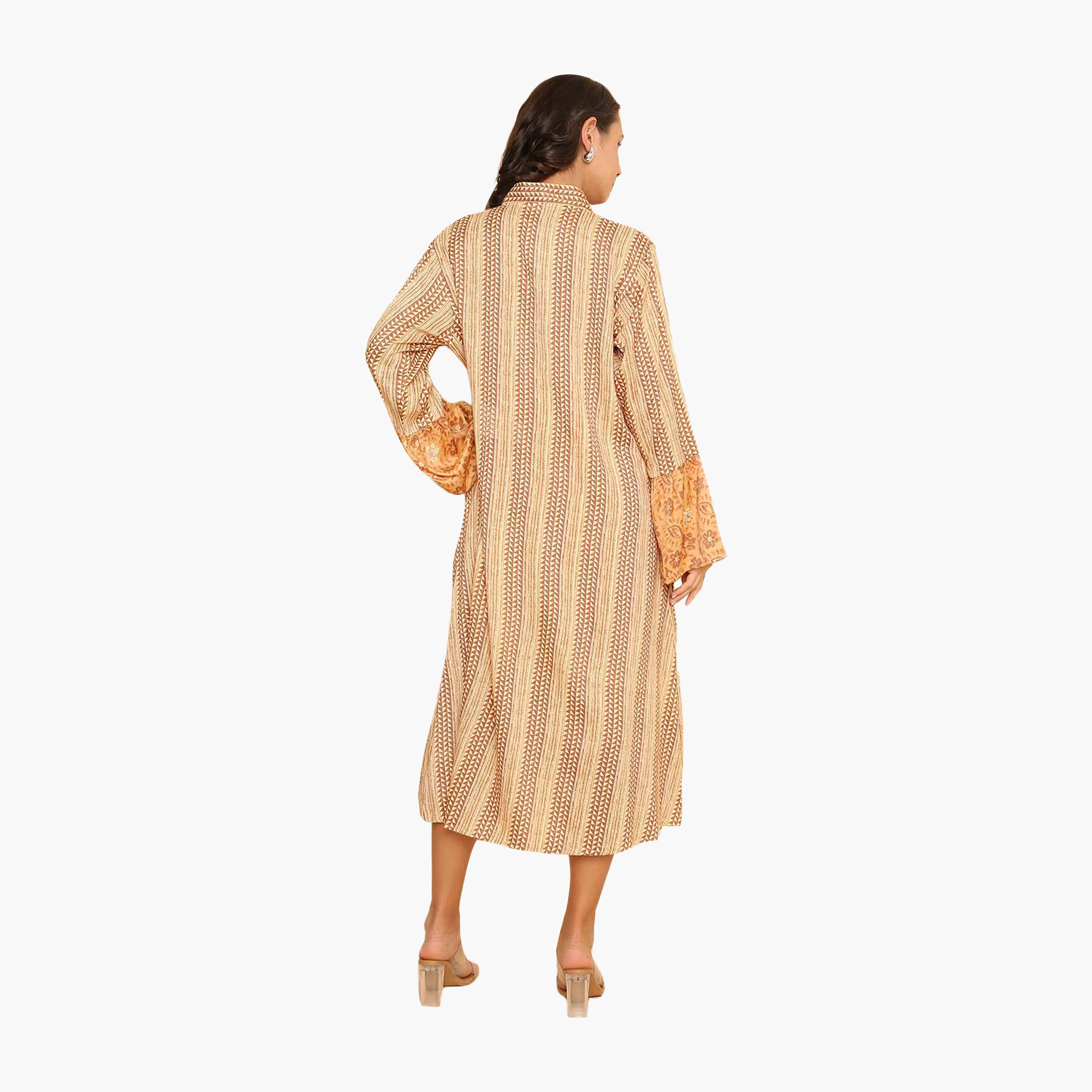 HanaandSara Floral & Geometric Print Collared Bell Sleeves Women's Jalabiya-women-arabicclothing-jalabiyas-image-15