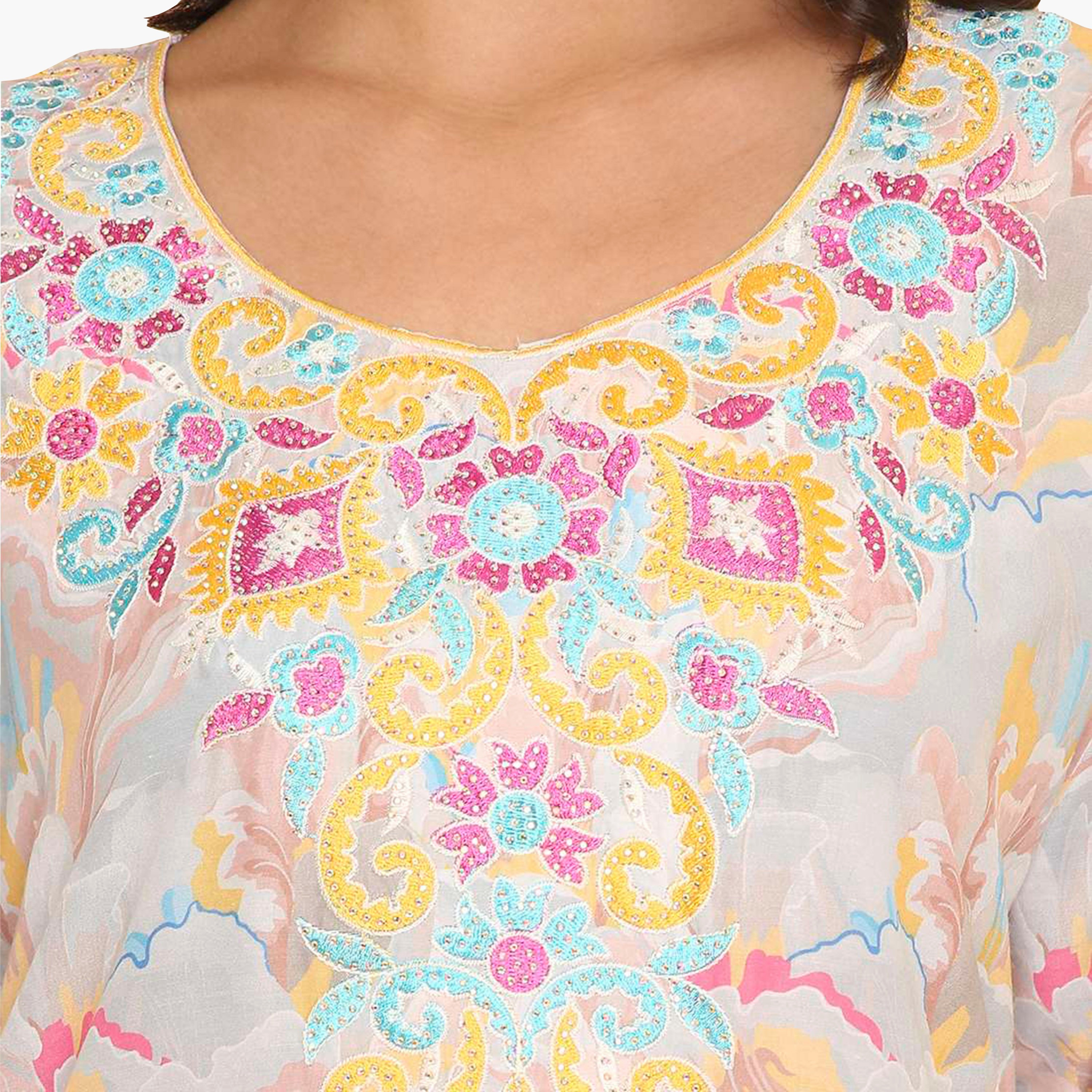 جلابية نسائية مطرزة بنقوش زهور على الصدر من هنا اند سارة-women-arabicclothing-jalabiyas-image-7
