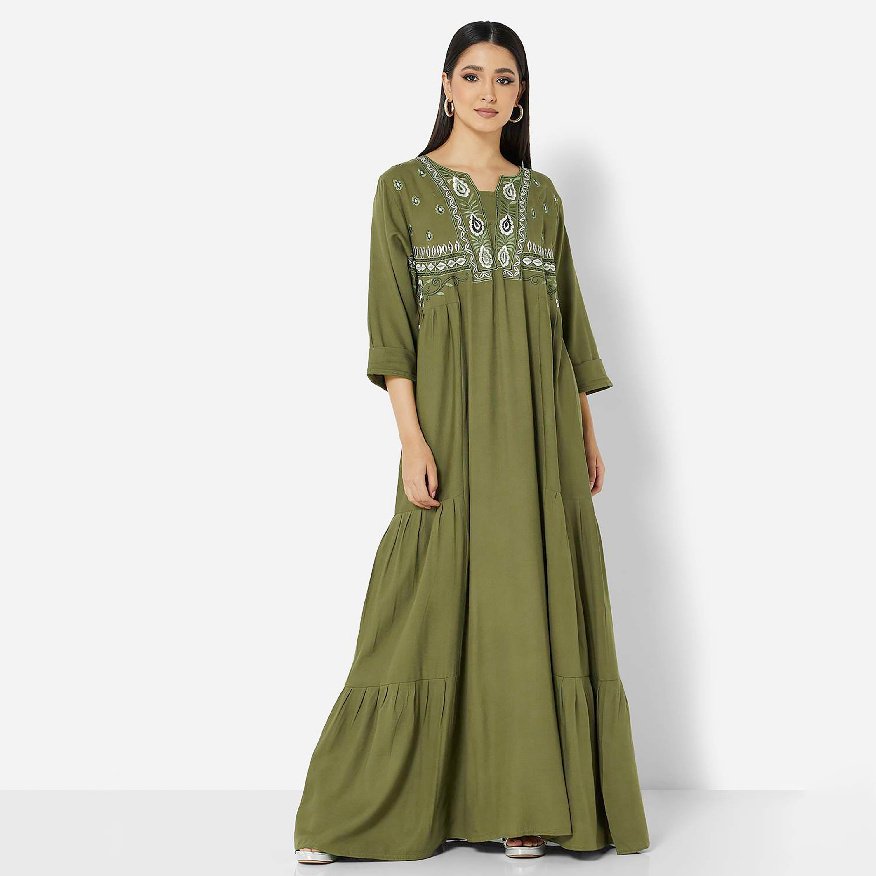 هناء وسارة جلابية نسائية مطرزة باللون الأخضر-women-arabicclothing-jalabiyas-image-1