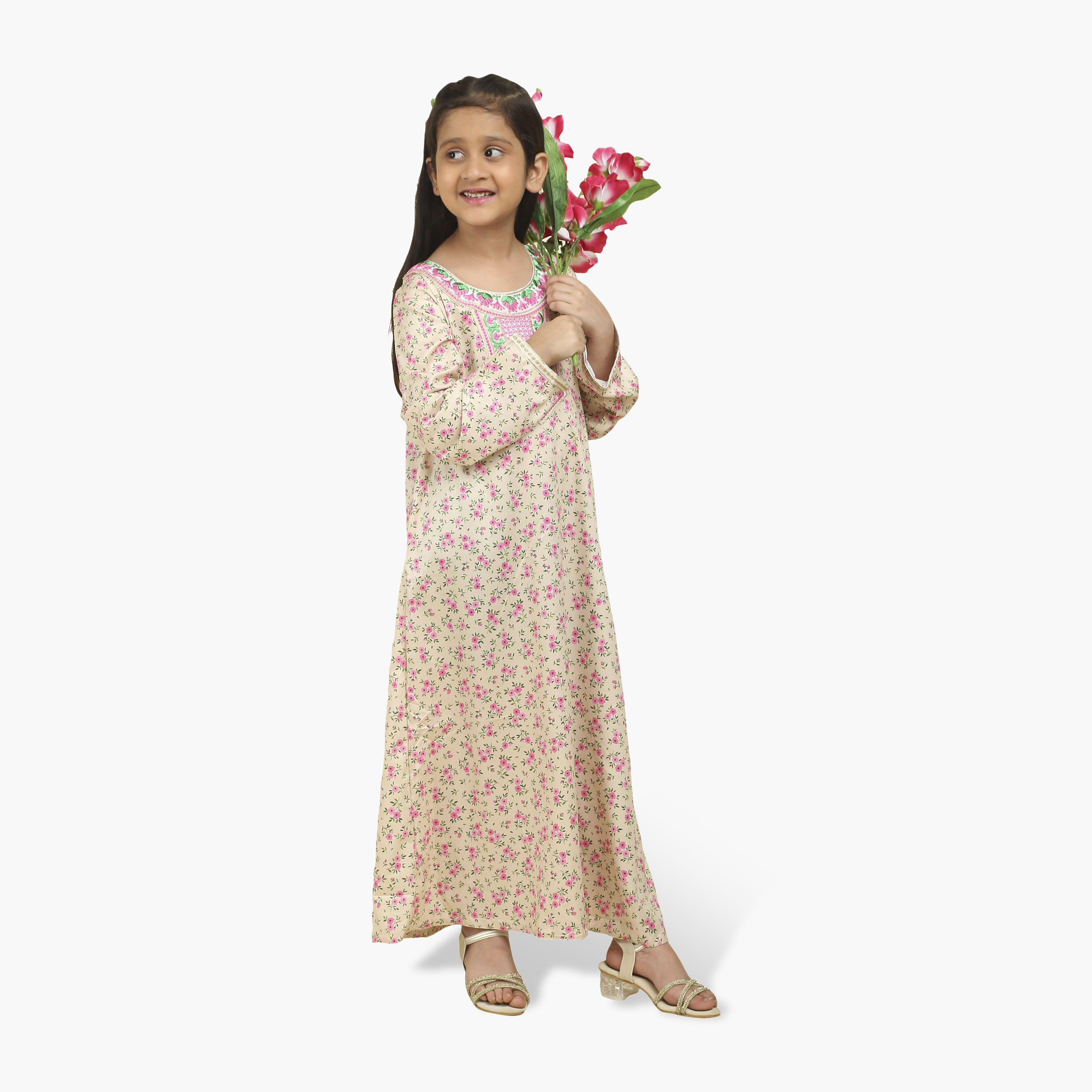 جلابية بناتي قماش ساتان بصدرية مطرزة وطبعة زهور من هنا أند سارة-girls-arabicclothing-jalabiyas-image-14