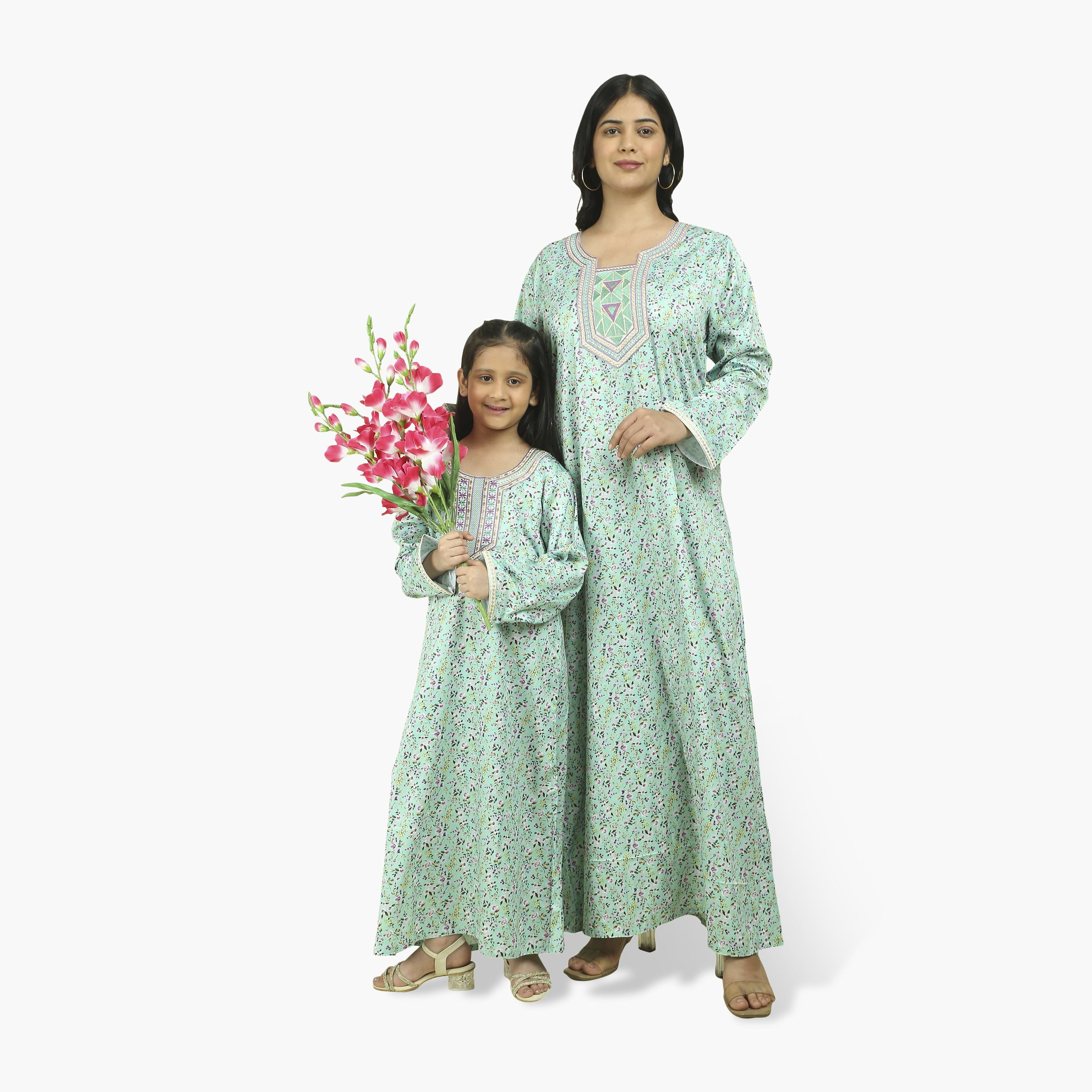 HanaandSara Embroidered Yoke Floral Print Girls Jalabiya-girls-arabicclothing-jalabiyas-image-7