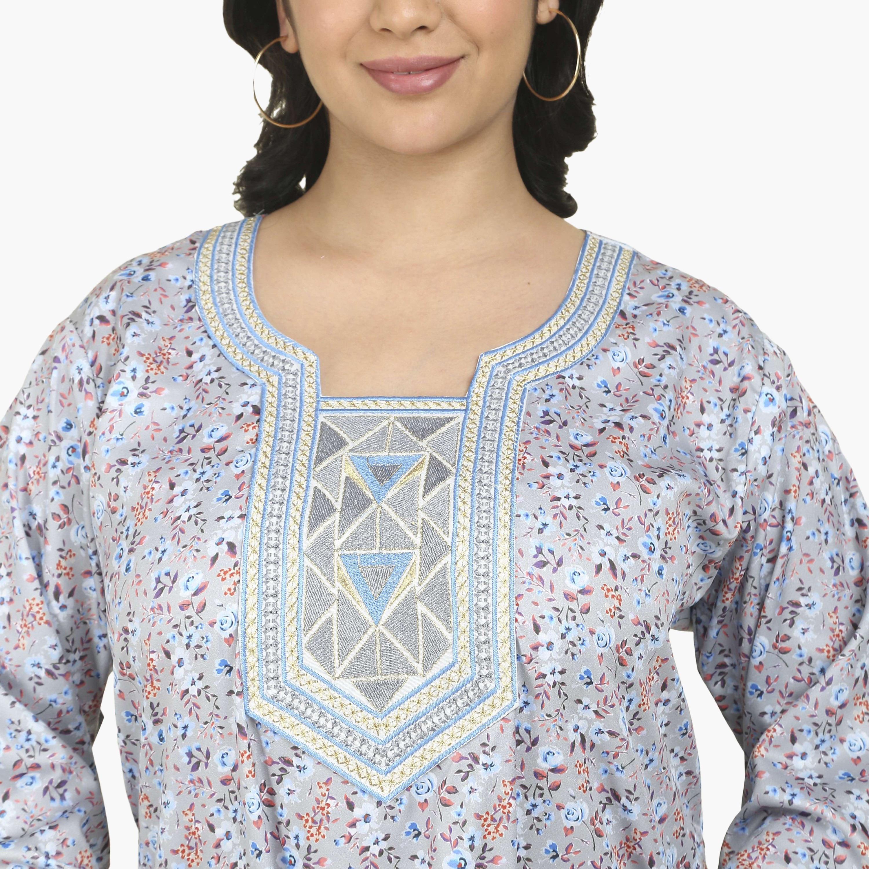جلابية نسائية قماش ساتان بصدرية مطرزة وطبعة زهور من هنا أند سارة-women-arabicclothing-jalabiyas-image-13