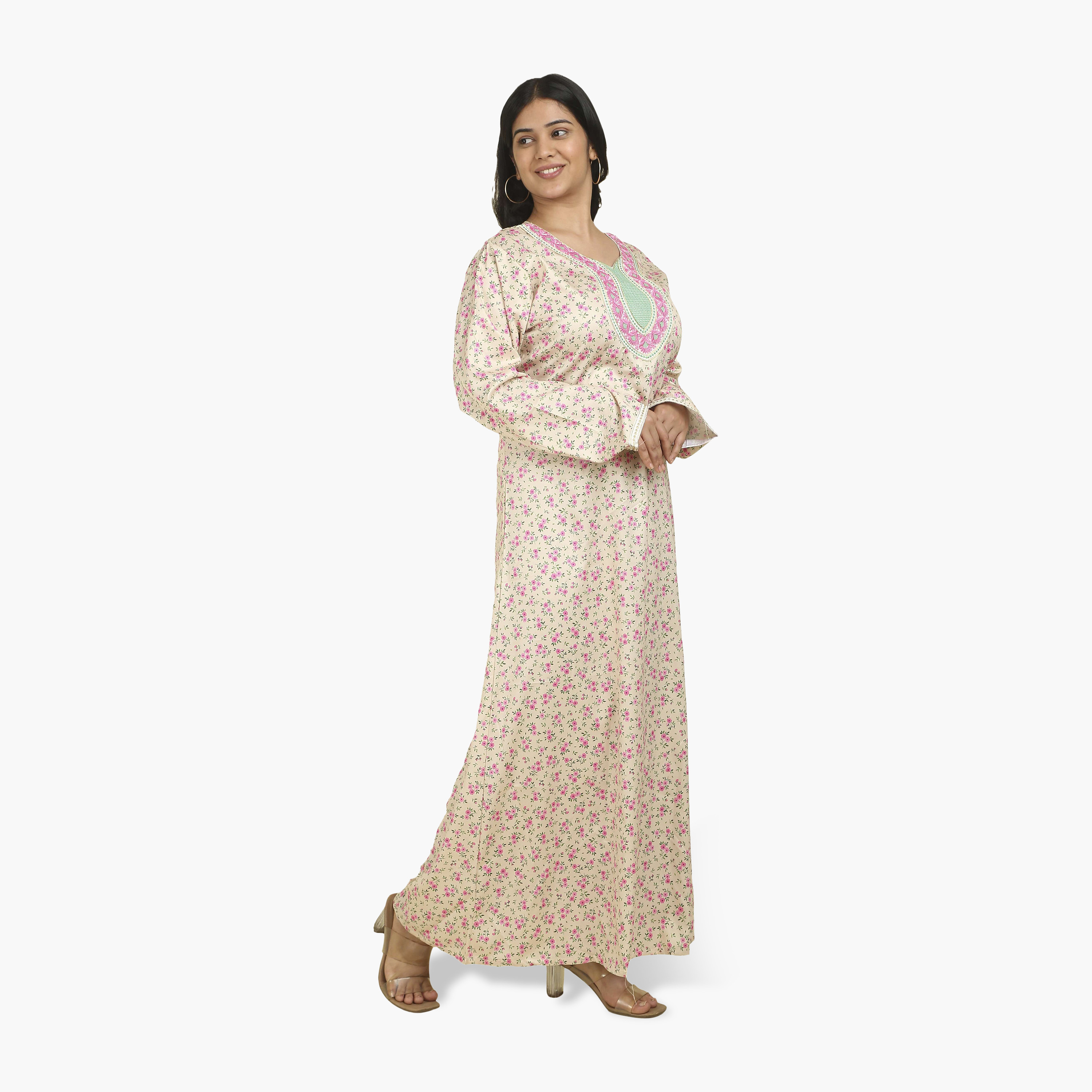جلابية نسائية قماش ساتان بصدرية مطرزة وطبعة زهور من هنا أند سارة-women-arabicclothing-jalabiyas-image-4