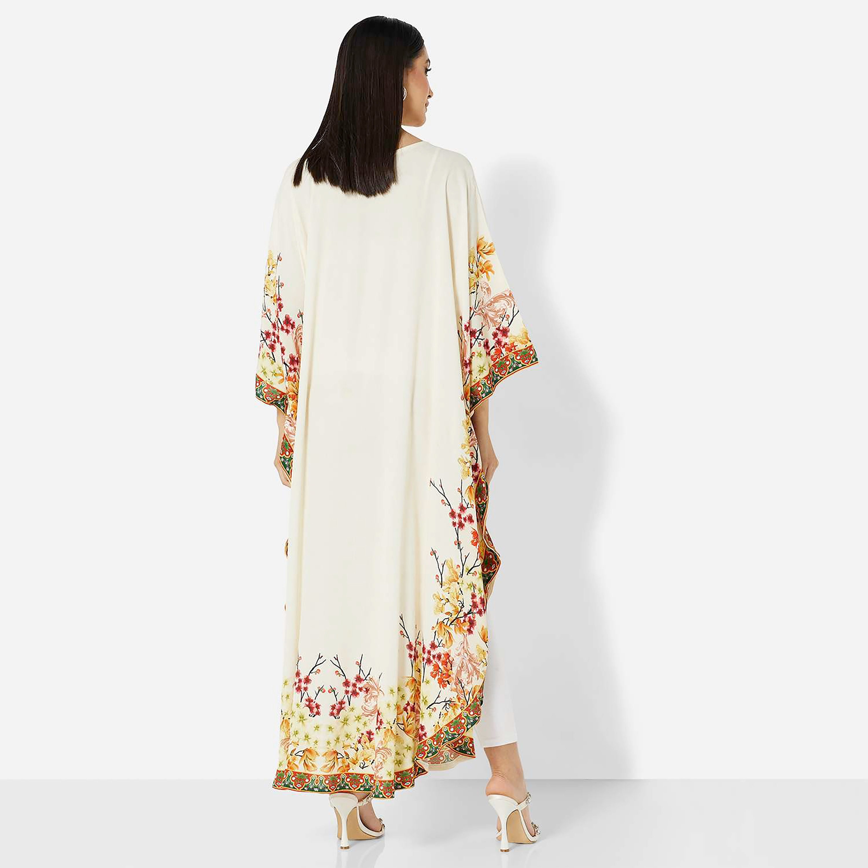 هناء وسارة جلابية نسائية بيضاء بأكمام واسعة وطبعة زهور-women-arabicclothing-jalabiyas-image-4