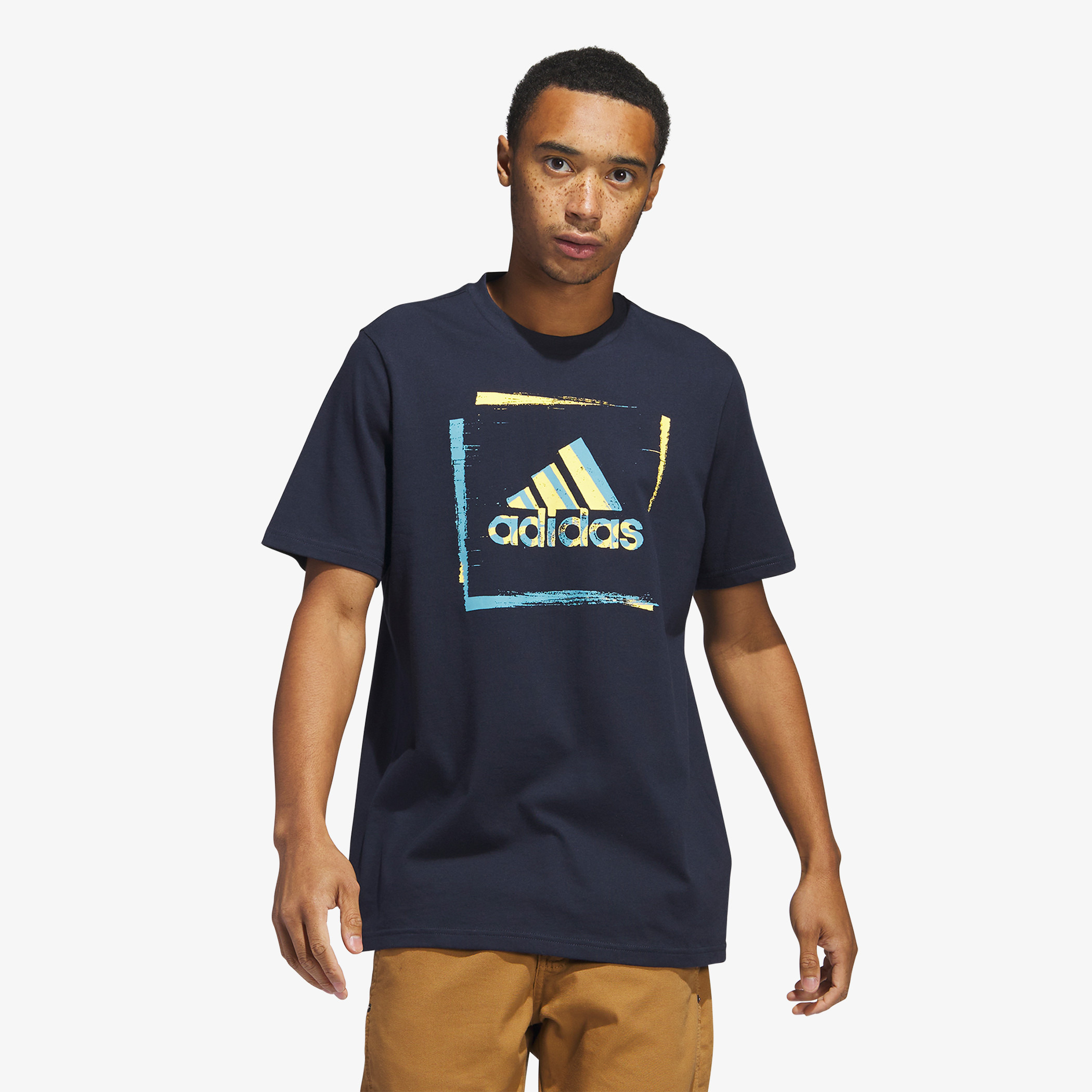 T hotsell shirt adidas