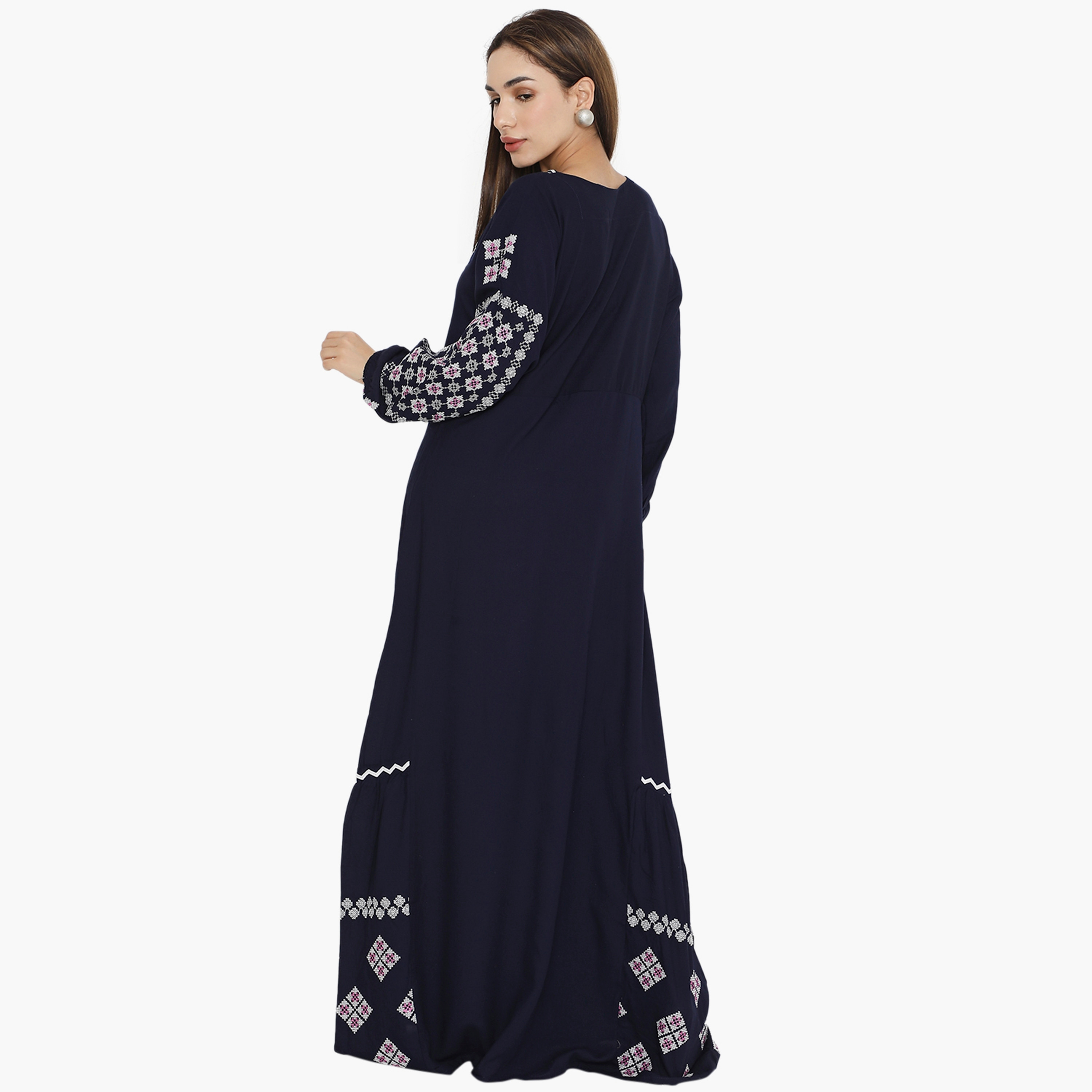 جلابية نسائية مطرزة بأكمام منفوخة من هناء وسارة-women-arabicclothing-jalabiyas-image-10