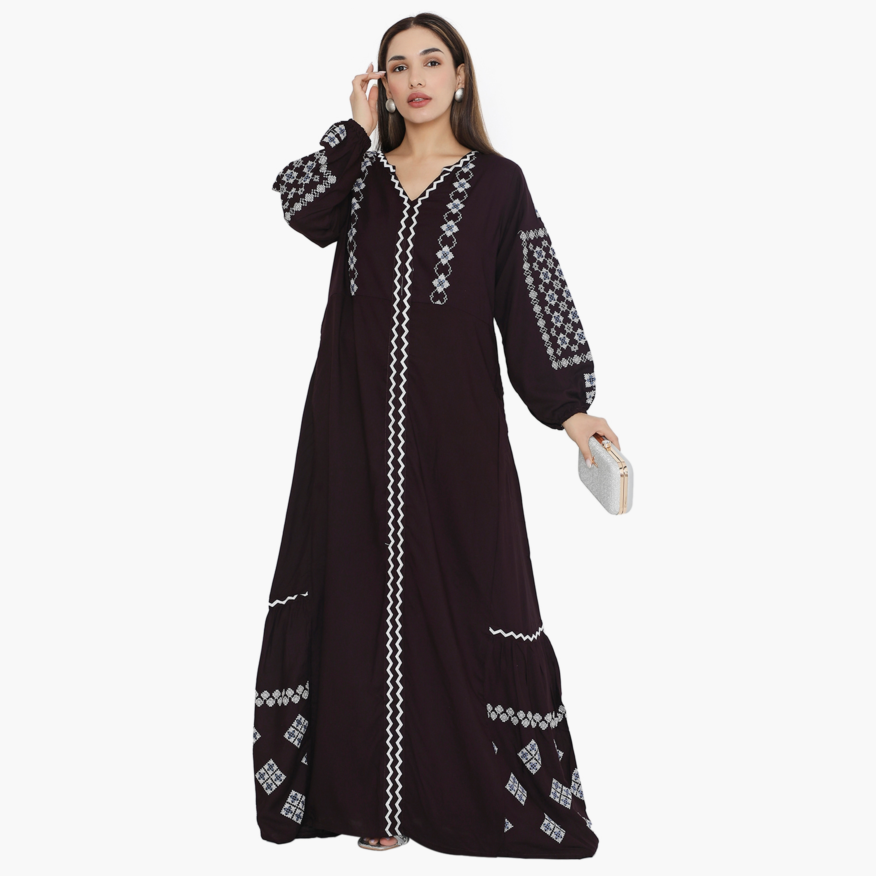 جلابية نسائية مطرزة بأكمام منفوخة من هناء وسارة-women-arabicclothing-jalabiyas-image-11