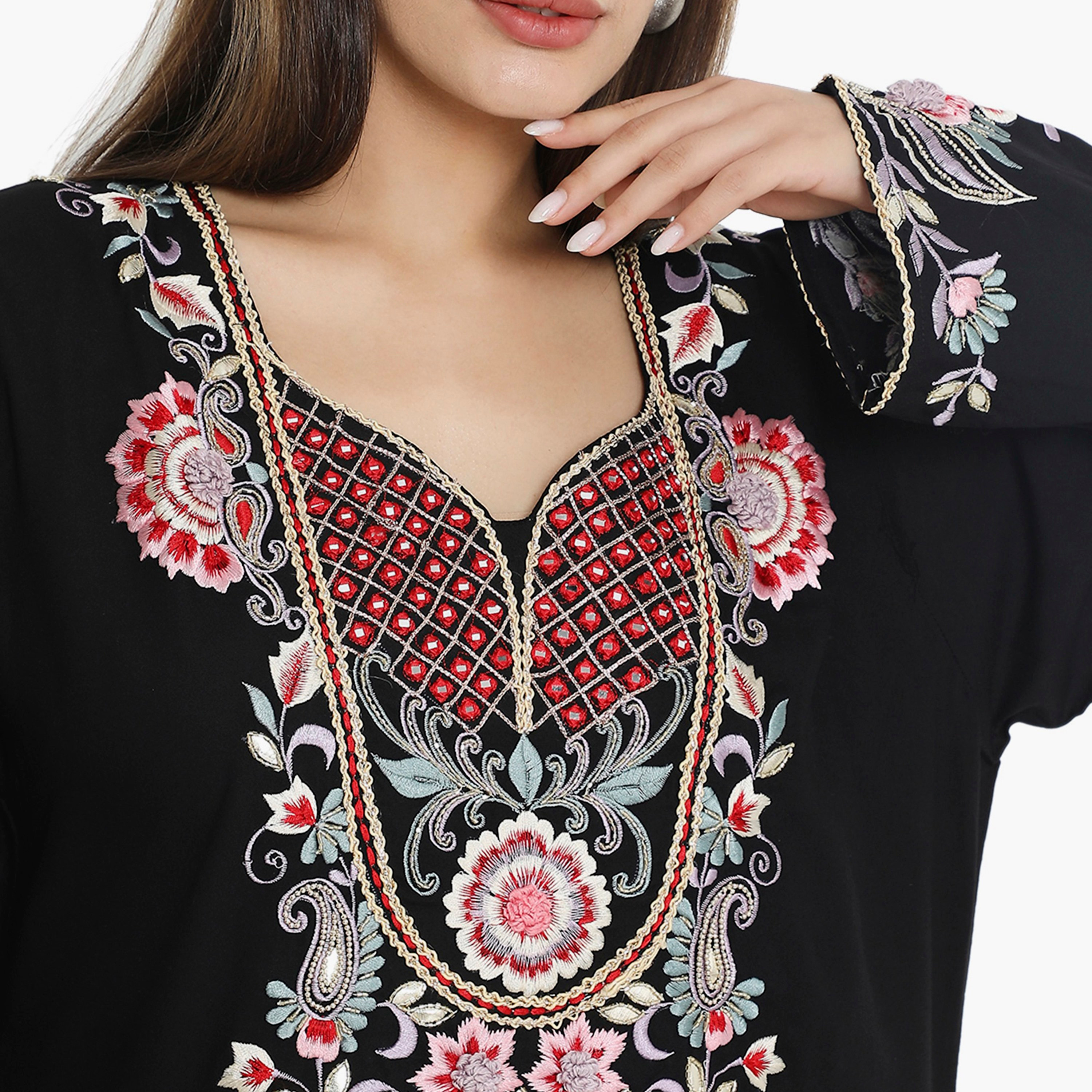 جلابية نسائية مطرزة وميرور وورك من هناء وسارة-women-arabicclothing-jalabiyas-image-12
