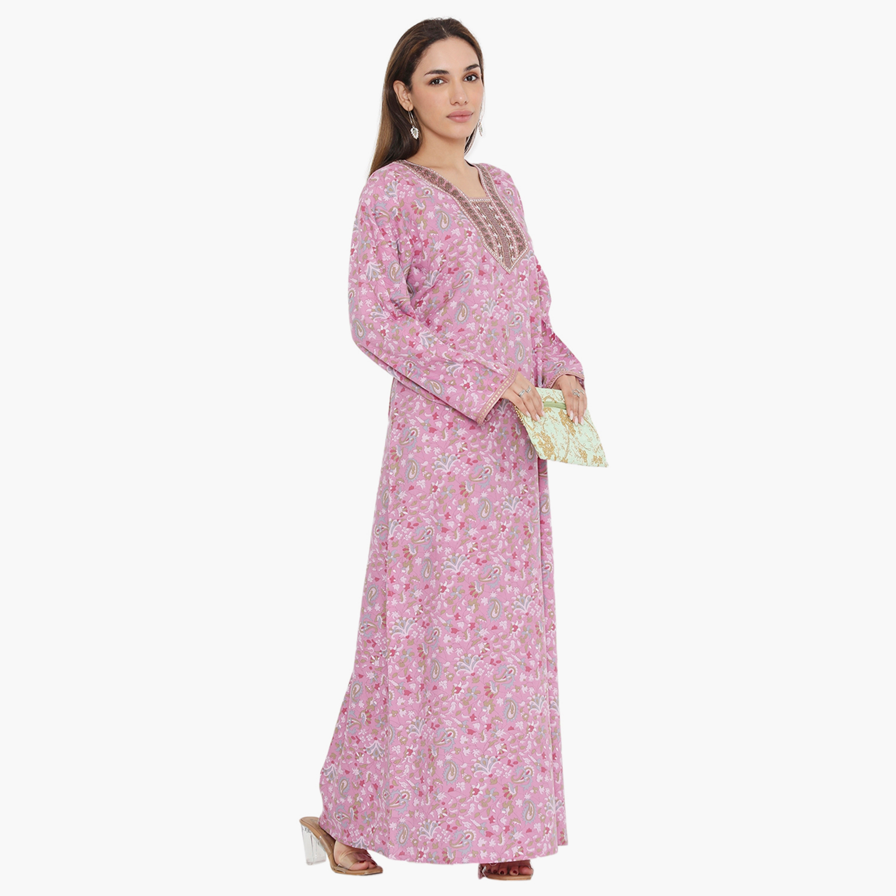 جلابية نسائية مطرزة بطبعة كاملة ومطرزة ذات يوك من هناء وسارة-women-arabicclothing-jalabiyas-image-14