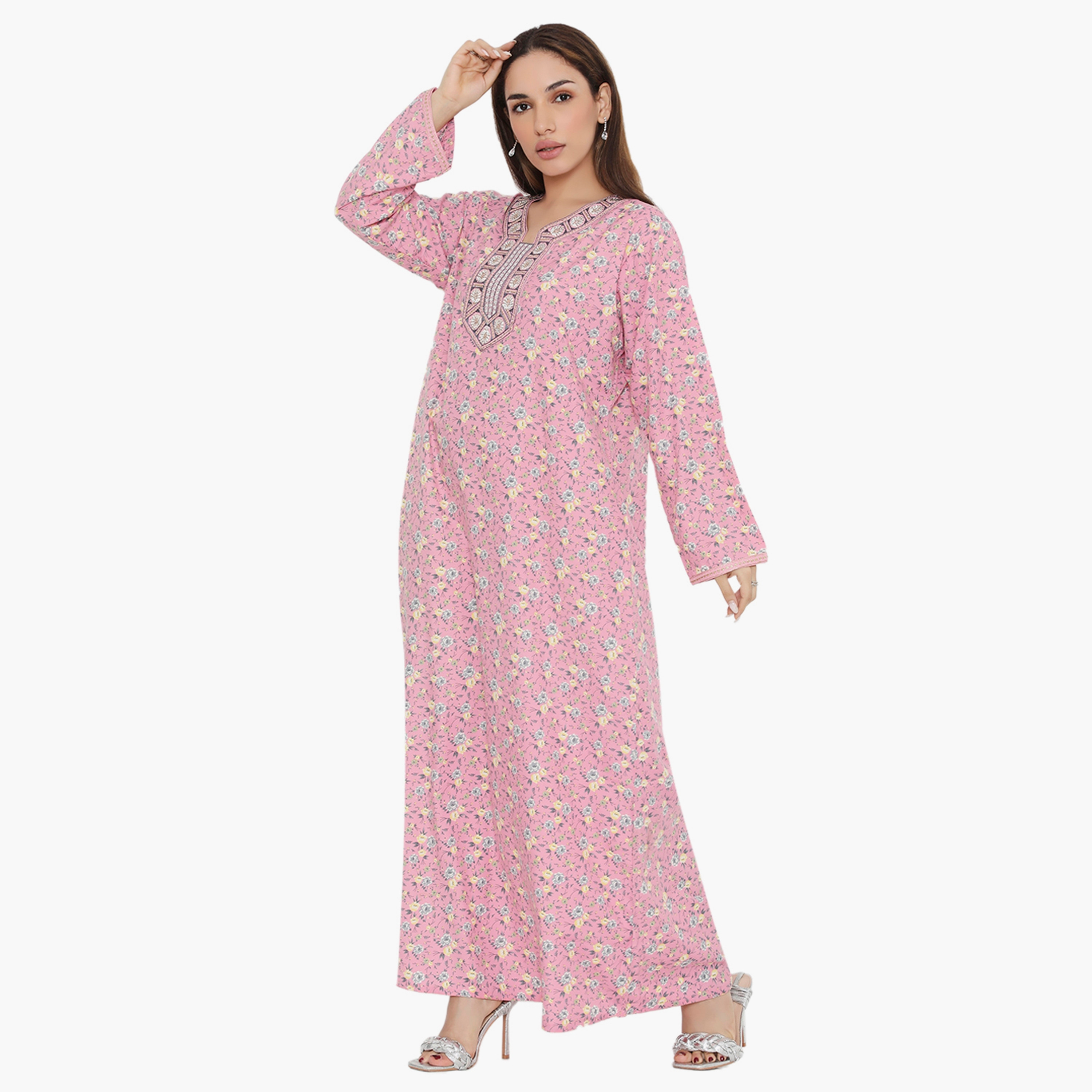 جلابية نسائية مطرزة ومطرزة بالورود ذات يوك من هناء وسارة-women-arabicclothing-jalabiyas-image-13