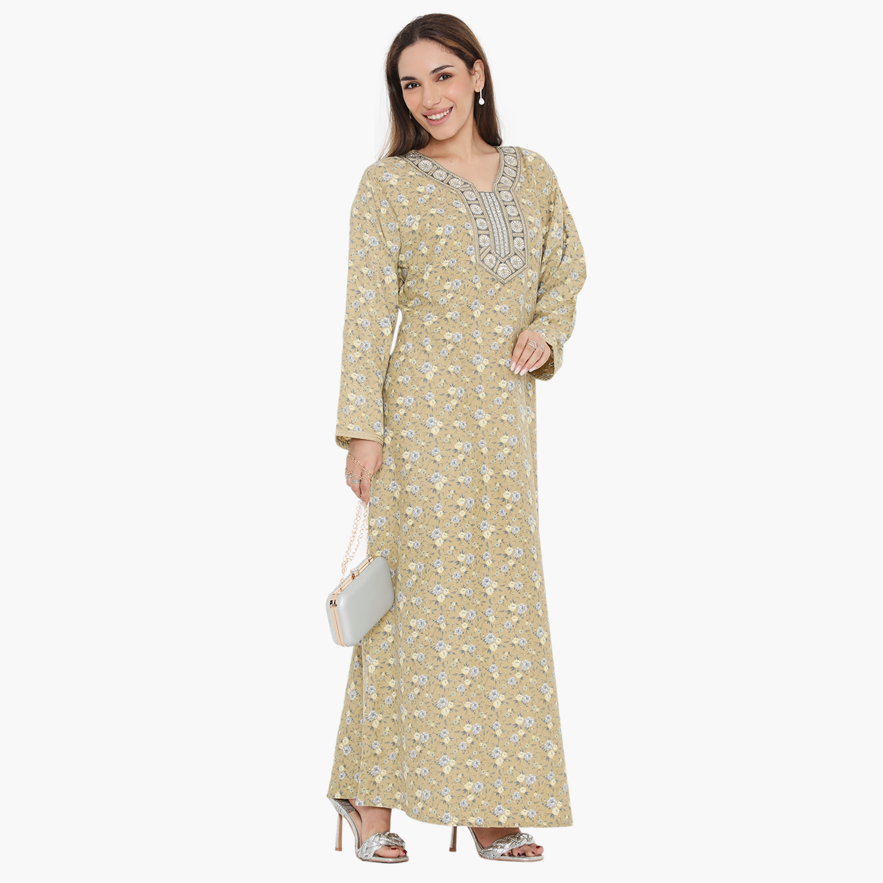 جلابية نسائية مطرزة ومطرزة بالورود ذات يوك من هناء وسارة-women-arabicclothing-jalabiyas-image-9