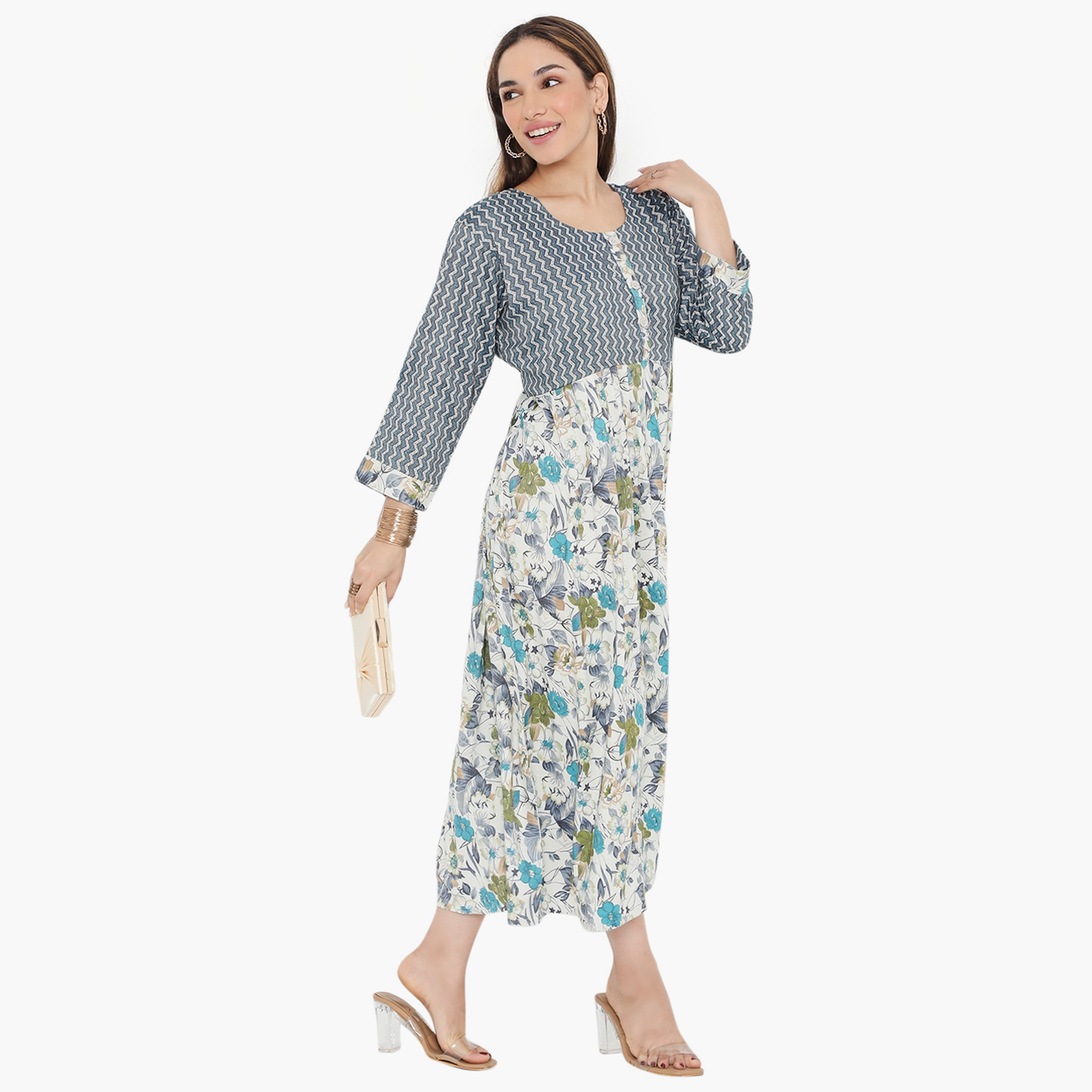 جلابية نسائية متعرجة ومزخرفة بالورود من هناء وسارة-women-arabicclothing-jalabiyas-image-9