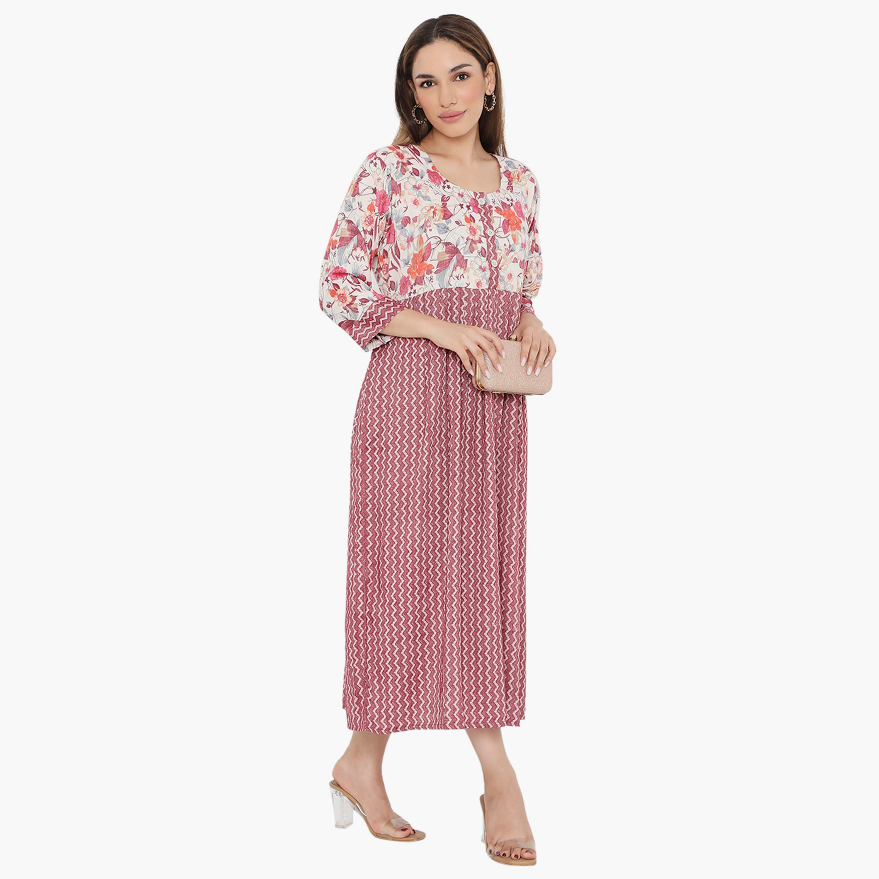 جلابية نسائية متعرجة ومزخرفة بالورود من هناء وسارة-women-arabicclothing-jalabiyas-image-4