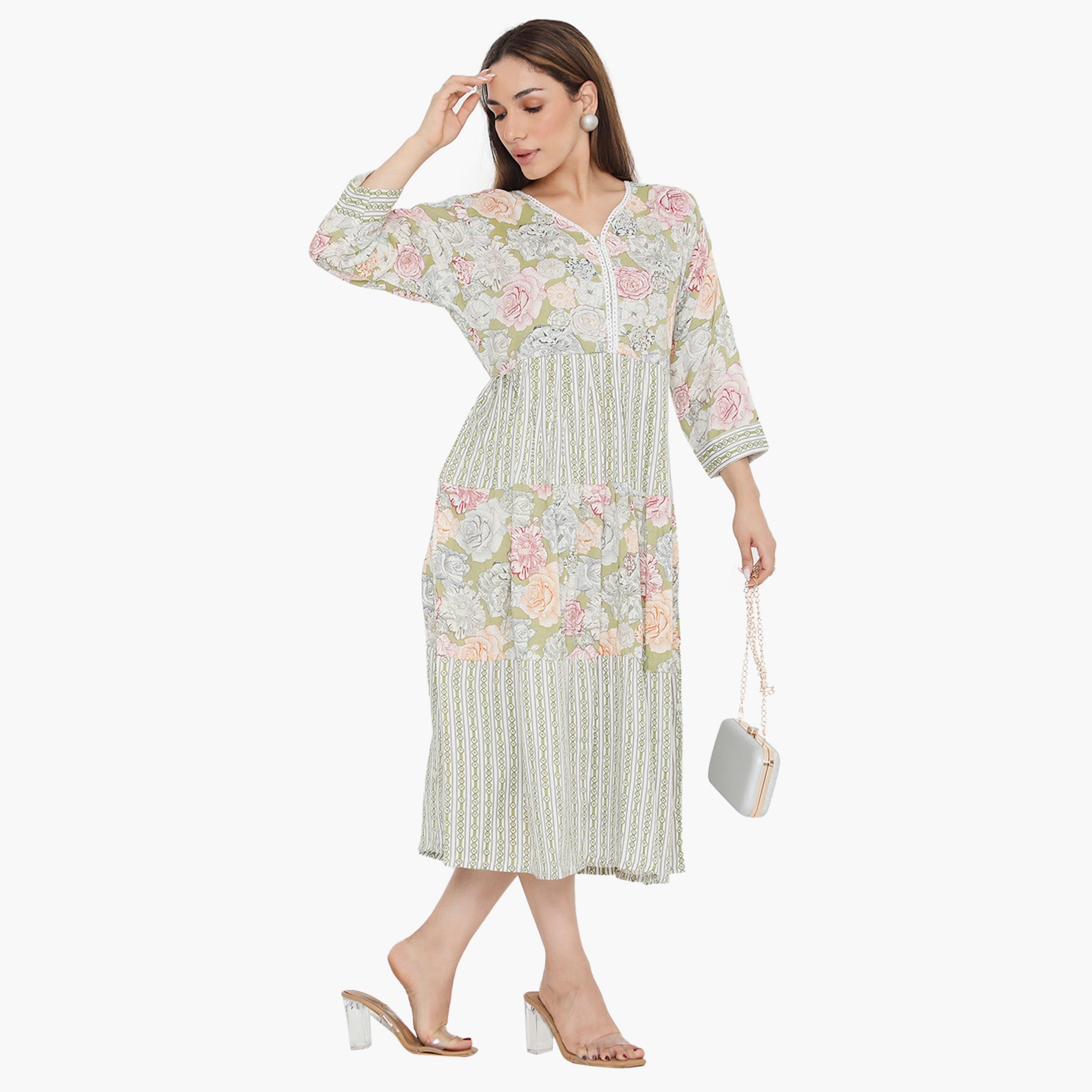 جلابية نسائية بطبعة زهور باللون الأخضر من هناء وسارة-women-arabicclothing-jalabiyas-image-4