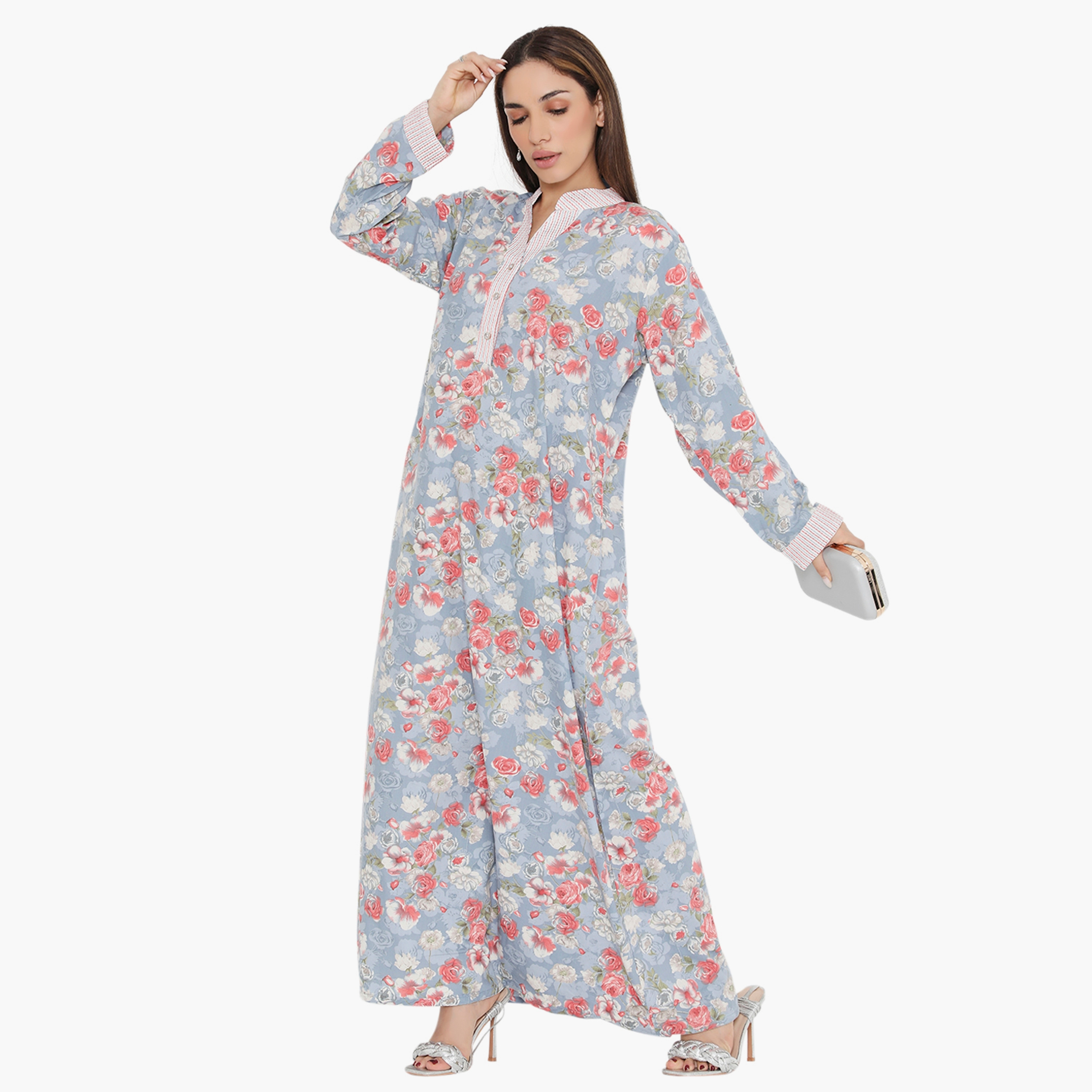 جلابية نسائية مزينة بالورود والخطوط ذات يوك من هناء وسارة-women-arabicclothing-jalabiyas-image-8