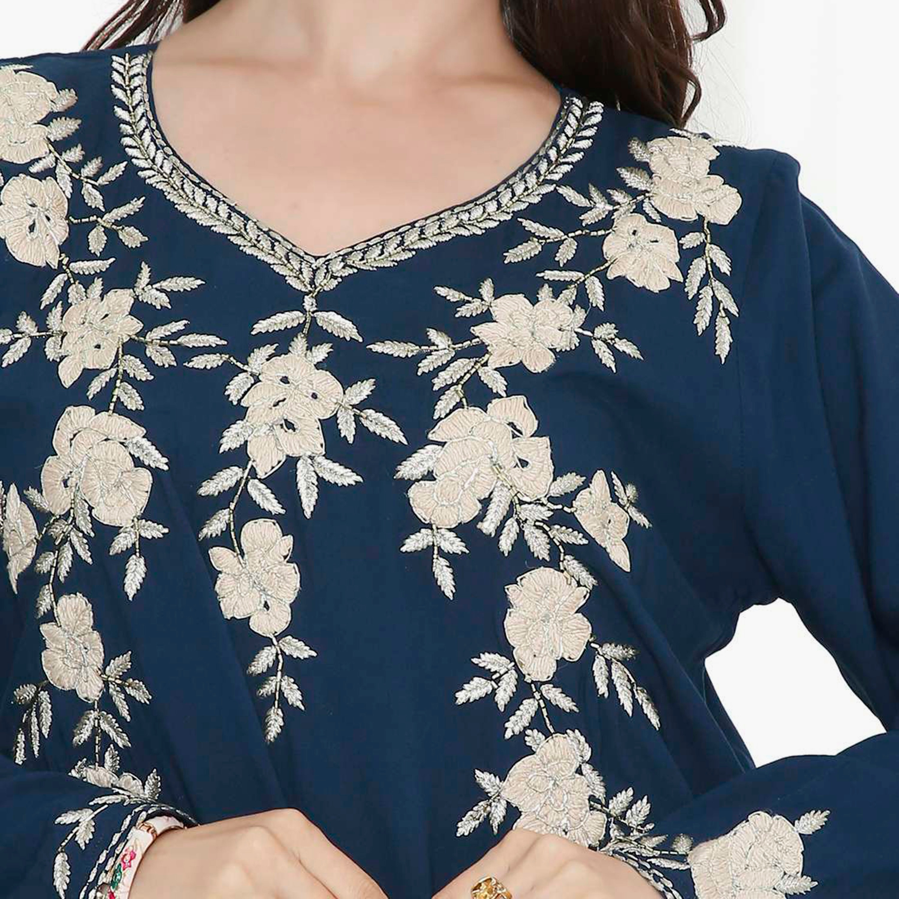 جلابية نسائية بصدرية مطرزة من هنا اند سارة-women-arabicclothing-jalabiyas-image-12