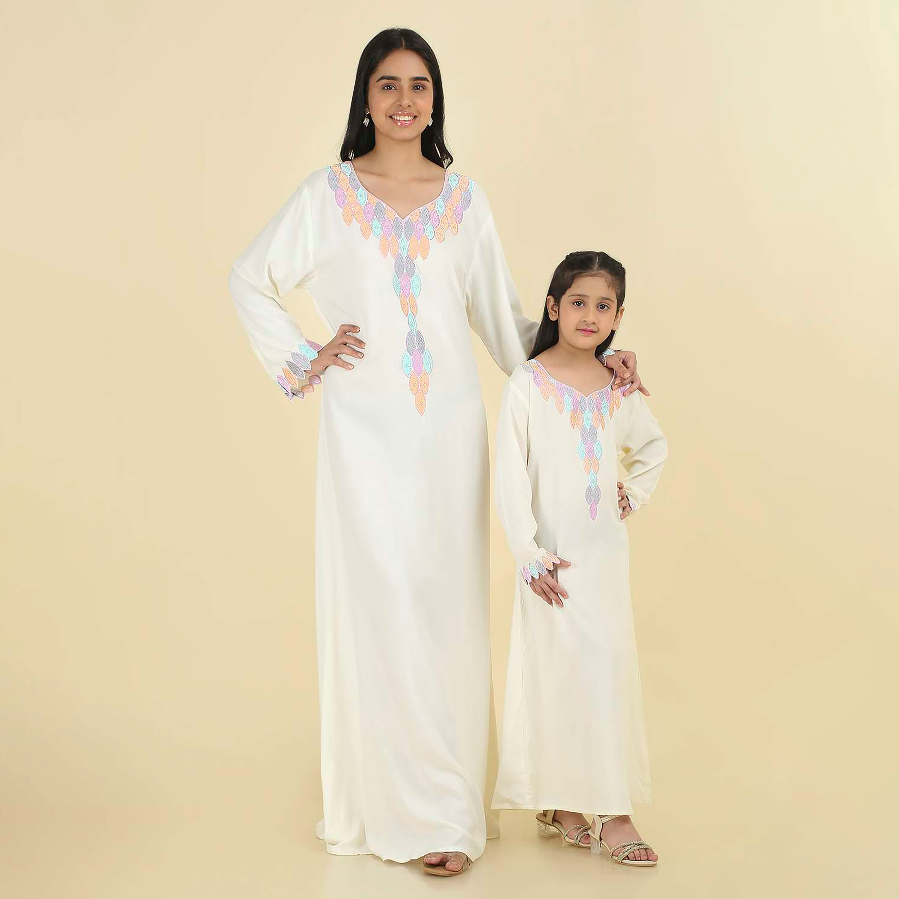 HanaandSara Embroidered Yoke Scalloped Cuff Sleeves Girls Jalabiya-girls-arabicclothing-jalabiyas-image-2