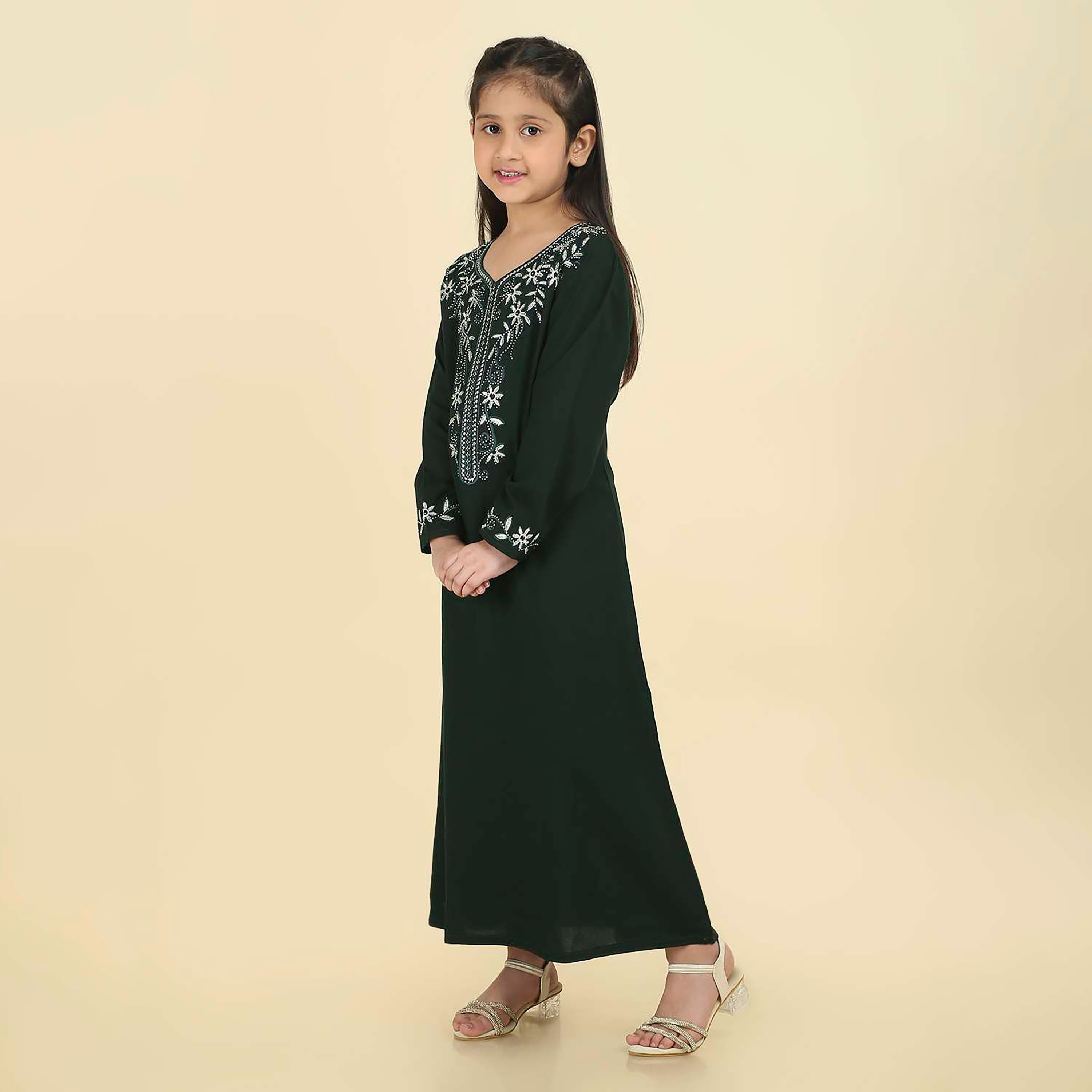 جلابية بناتي بصدرية مطرزة بنقشة الزهور من هنا اند سارة-girls-arabicclothing-jalabiyas-image-14