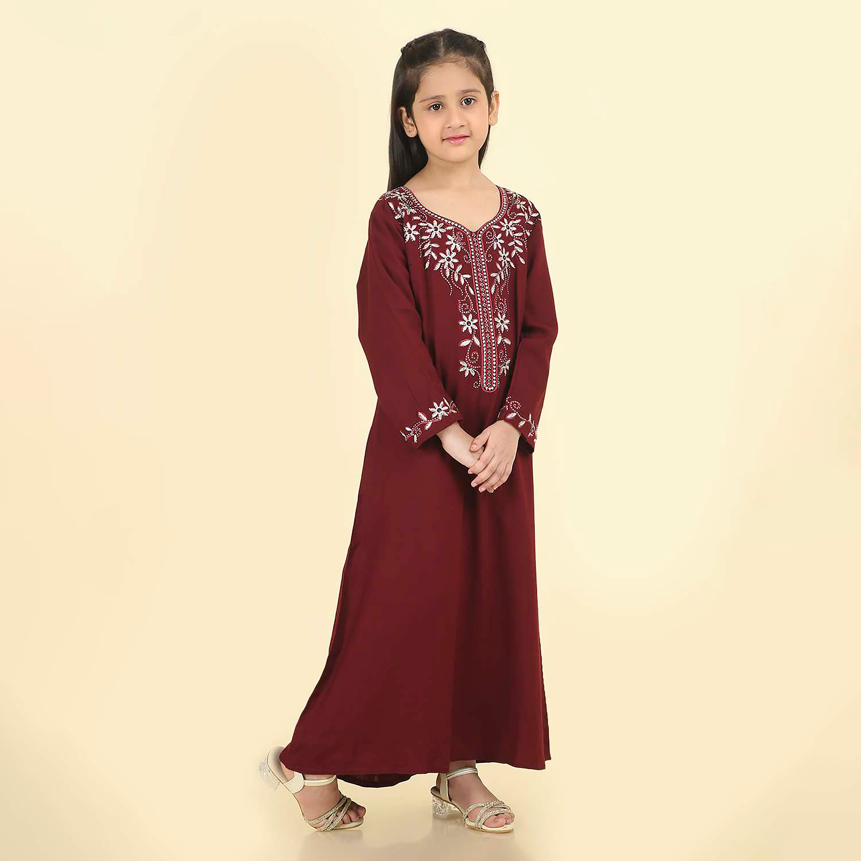 جلابية بناتي بصدرية مطرزة بنقشة الزهور من هنا اند سارة-girls-arabicclothing-jalabiyas-image-9