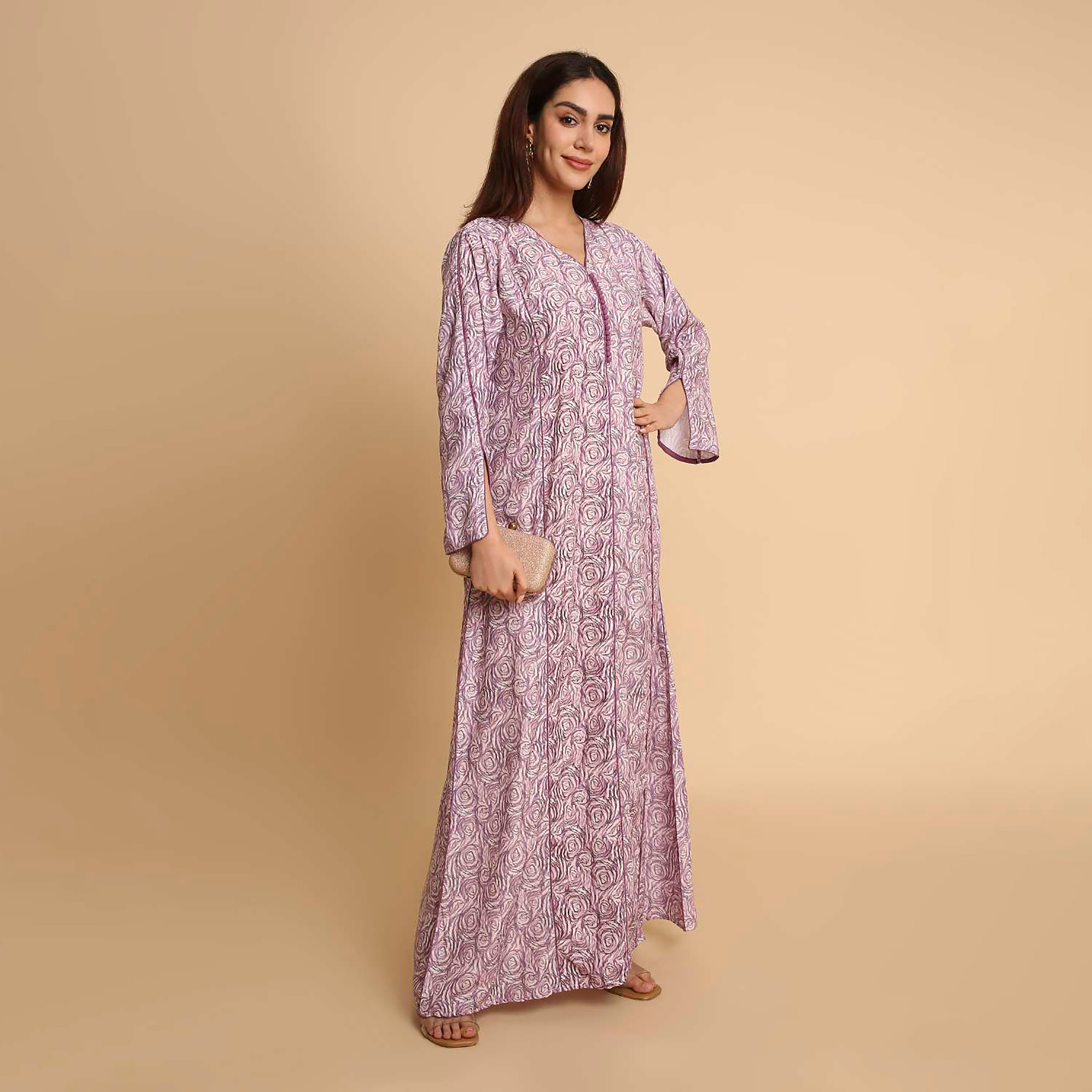 جلابية نسائية بطبعة دوامات الورد وأكمام مزينة بفتحة من هنا اند سارة-women-arabicclothing-jalabiyas-image-4