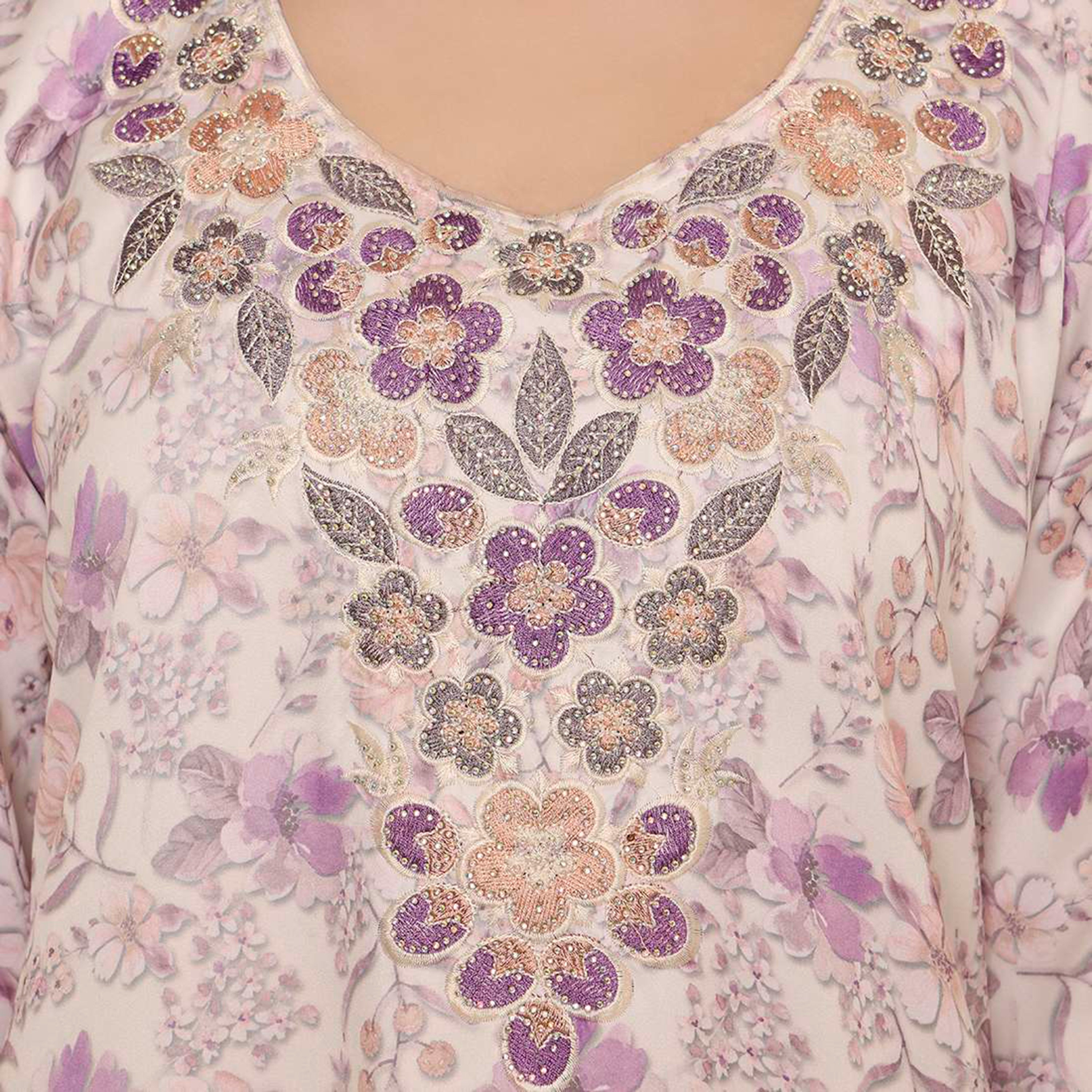 جلابية نسائية مطرزة بنقشة زهور من هنا اند سارة-women-arabicclothing-jalabiyas-image-2