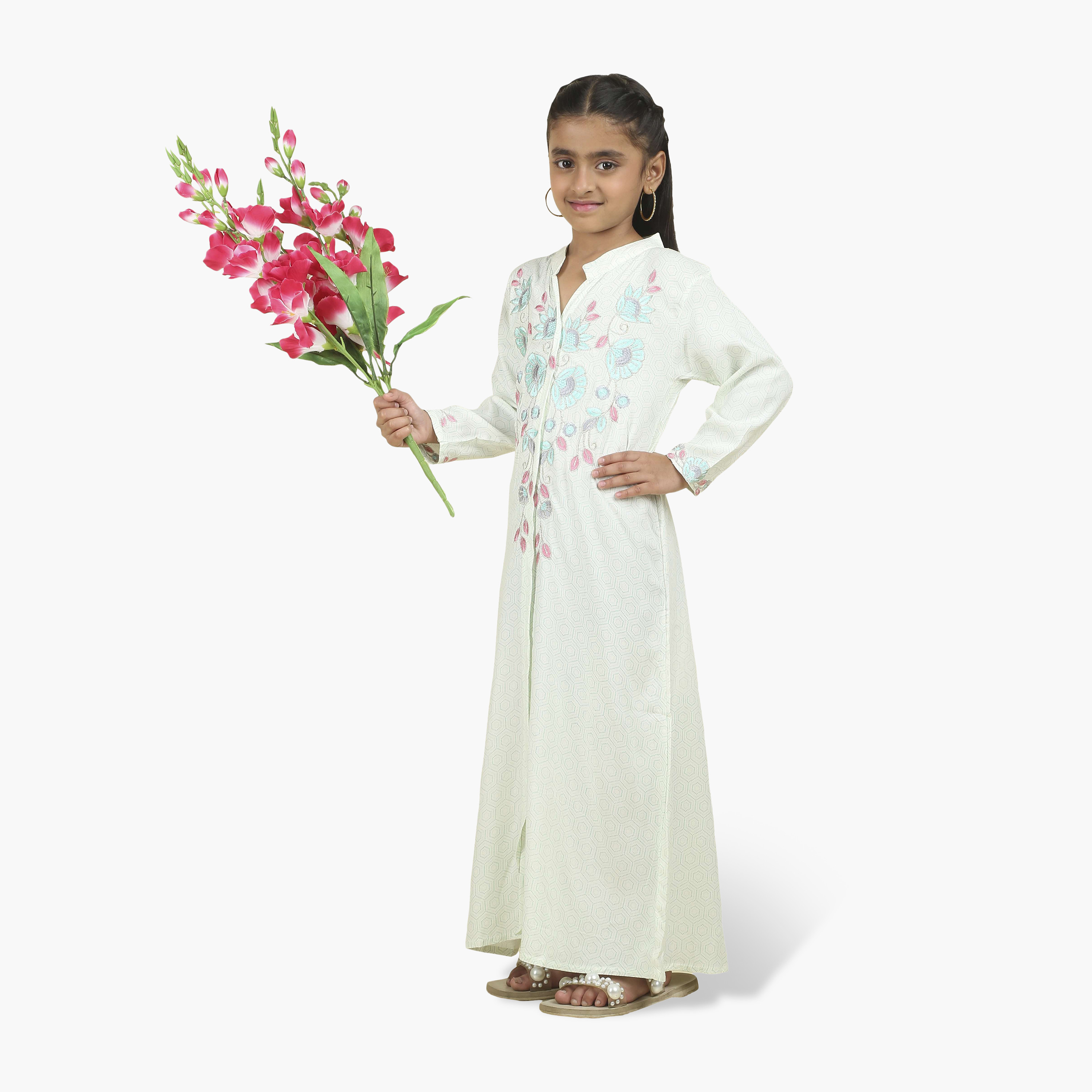 جلابية بناتي بياقة ماندارين مطرزة وطبعة هندسية من هنا أند سارة-girls-arabicclothing-jalabiyas-image-9