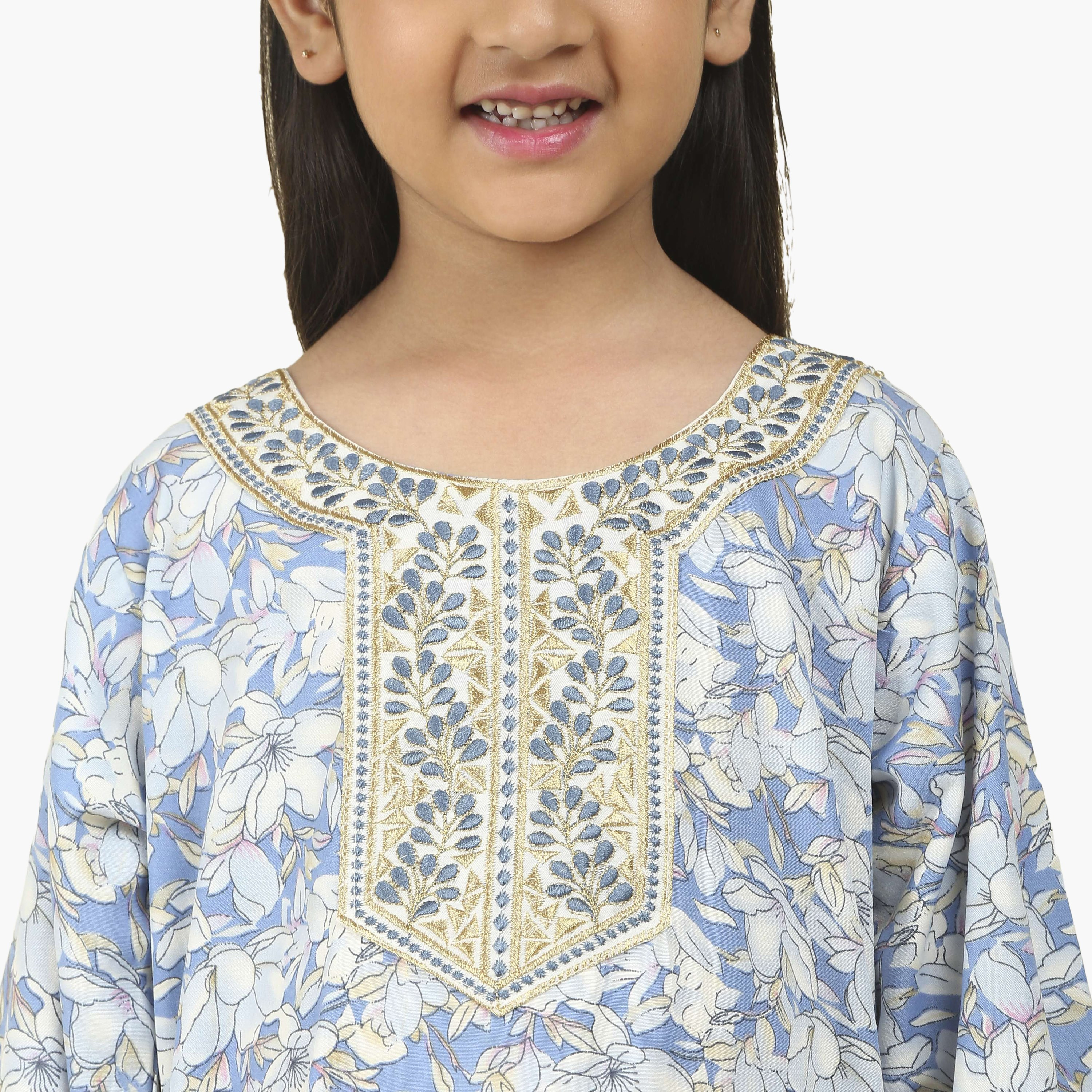 جلابية بناتي بصدرية مطرزة وطبعة زهور من هنا أند سارة-girls-arabicclothing-jalabiyas-image-3