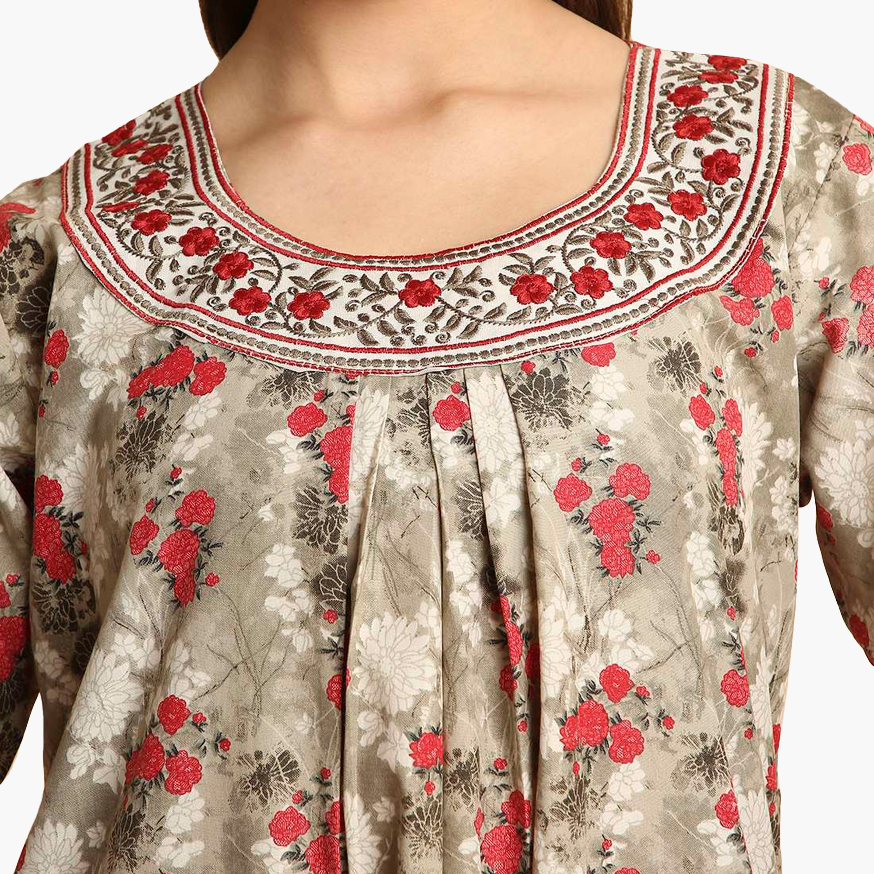 جلابية نسائية بياقة مطرزة وطبعة زهور من هنا أند سارة-women-arabicclothing-jalabiyas-image-2