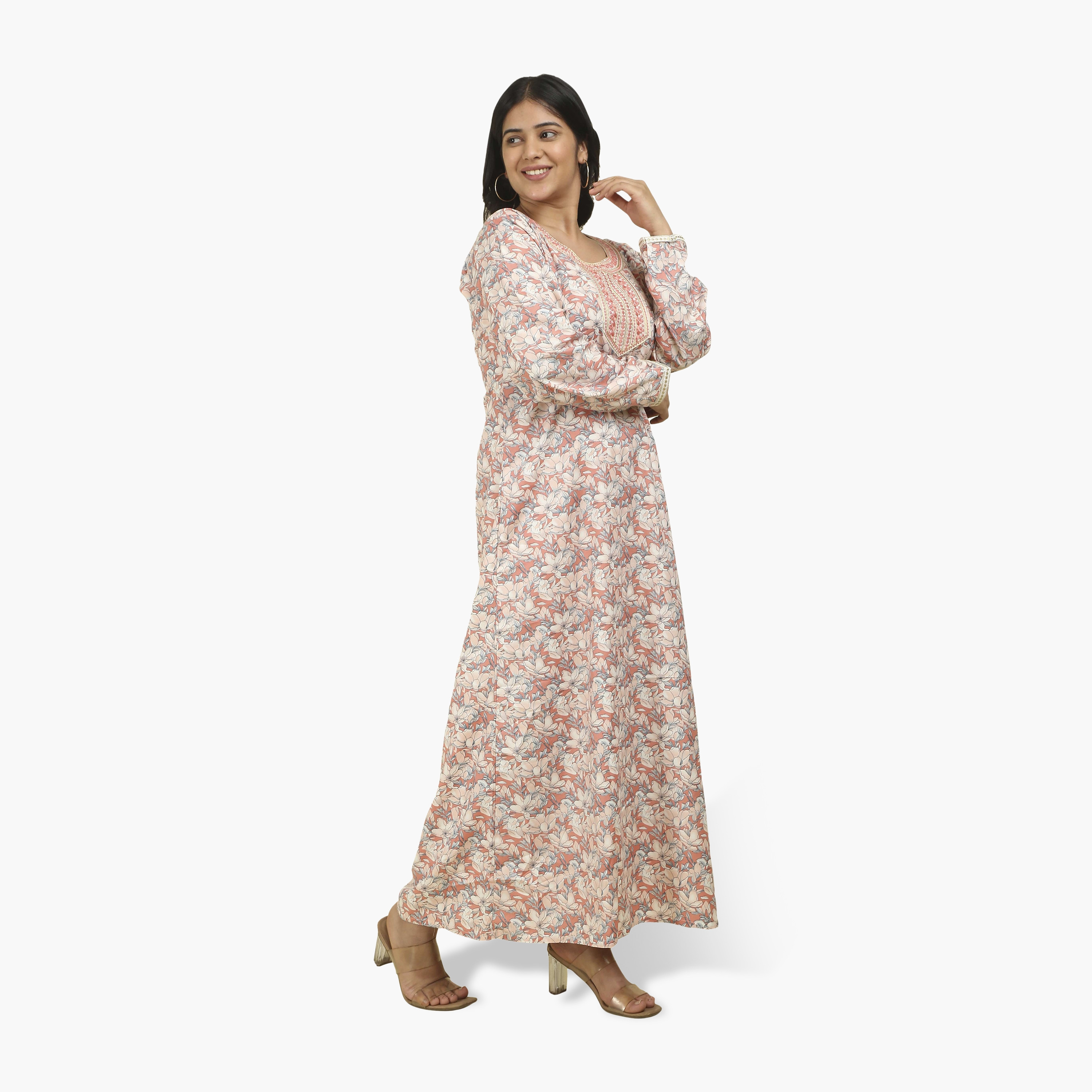 جلابية نسائية بصدرية مطرزة وطبعة زهور من هنا أند سارة-women-arabicclothing-jalabiyas-image-4