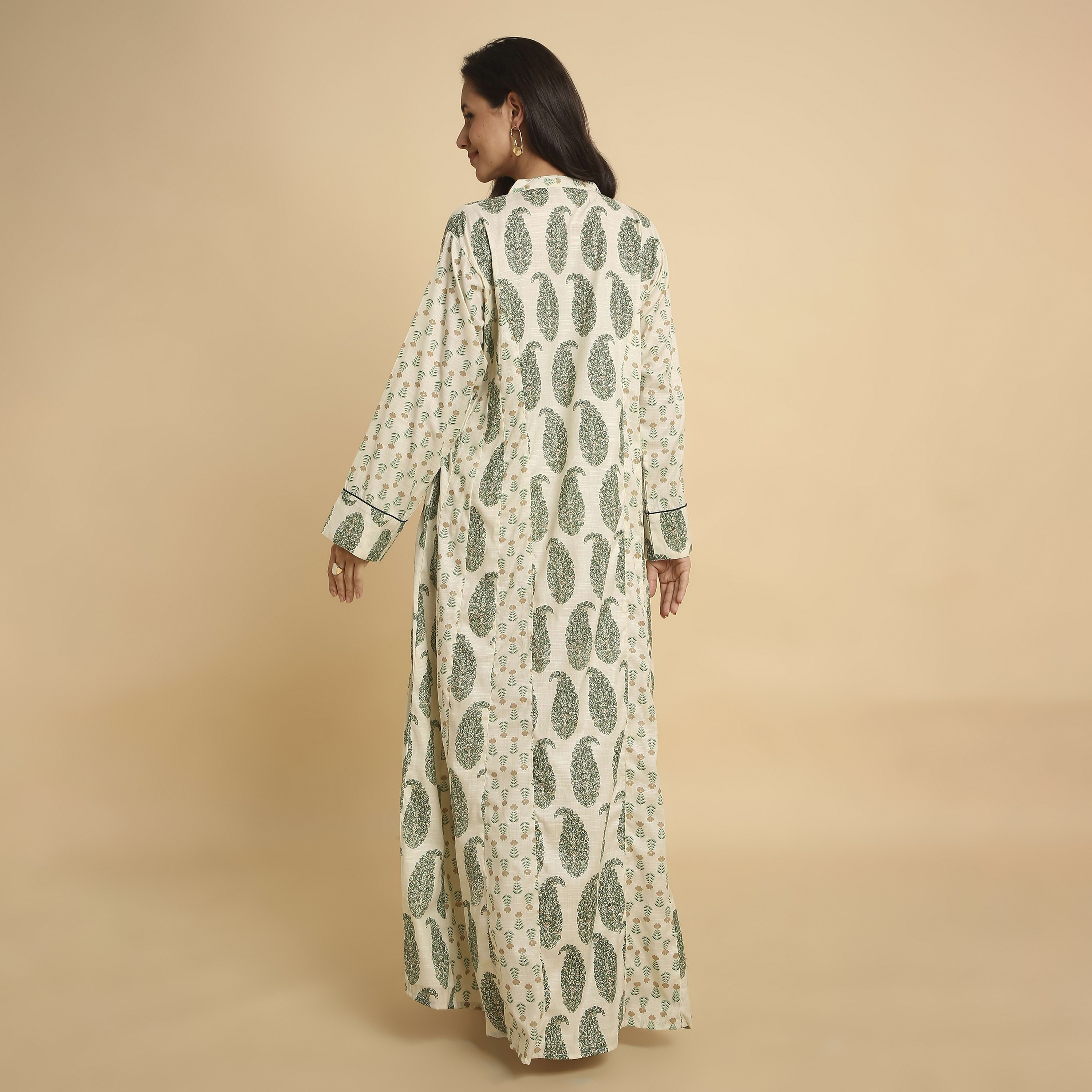 HanaandSara Floral Paisley Print Mandarin Collar Women's Jalabiya-women-arabicclothing-jalabiyas-image-5