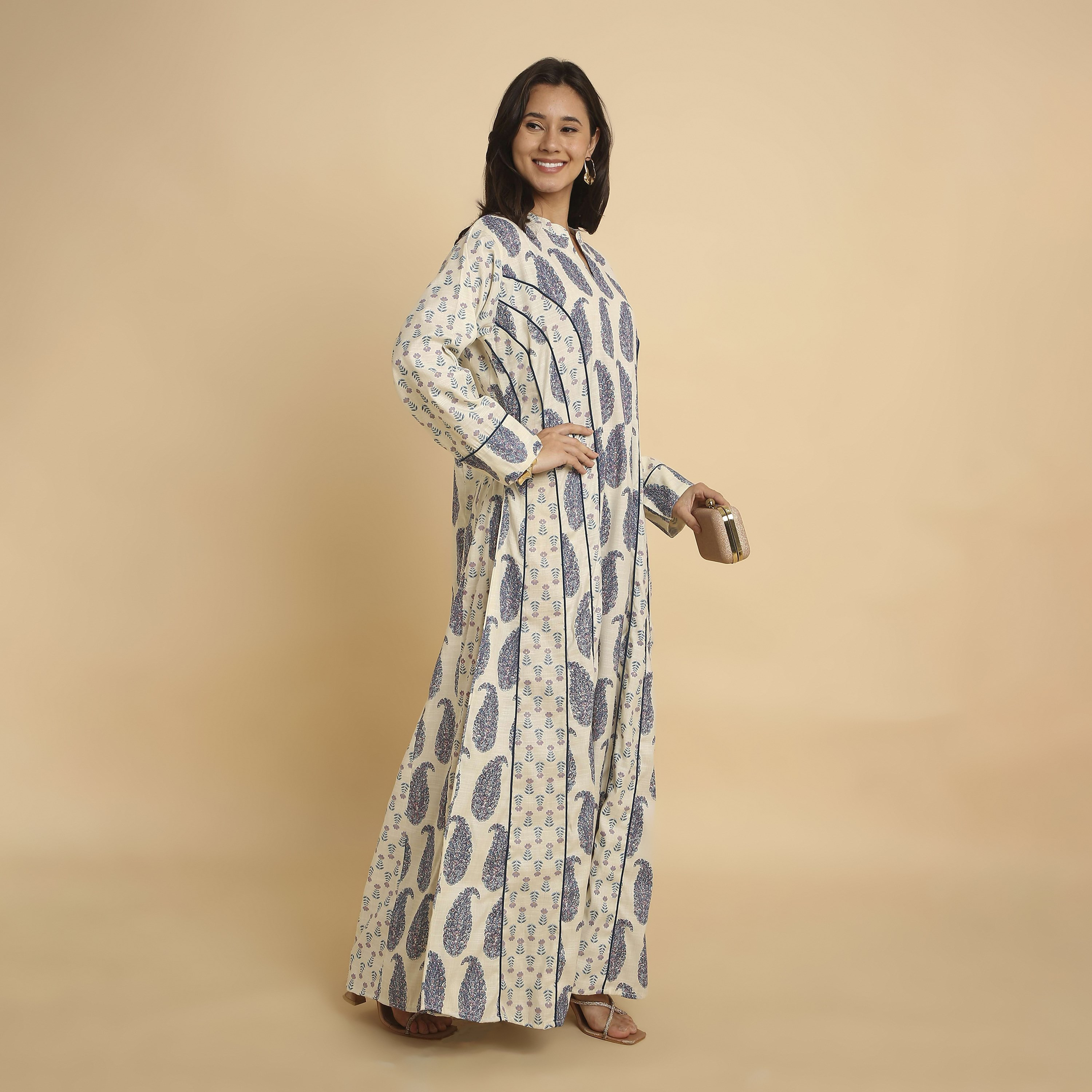 HanaandSara Floral Paisley Print Mandarin Collar Women's Jalabiya-women-arabicclothing-jalabiyas-image-13