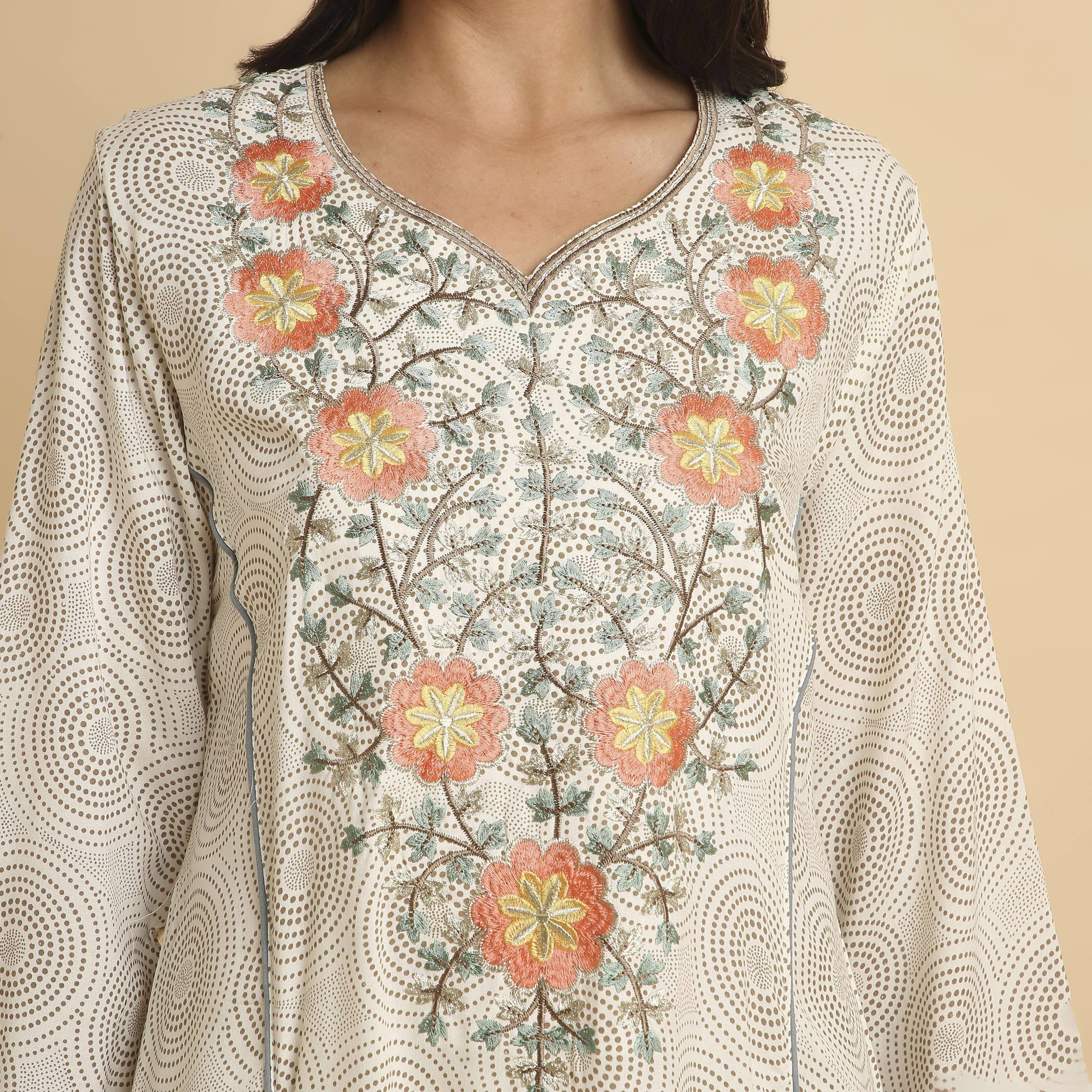 HanaandSara Circular Print Floral Embroidered Yoke Notched Round Neck Women's Jalabiya-women-arabicclothing-jalabiyas-image-8