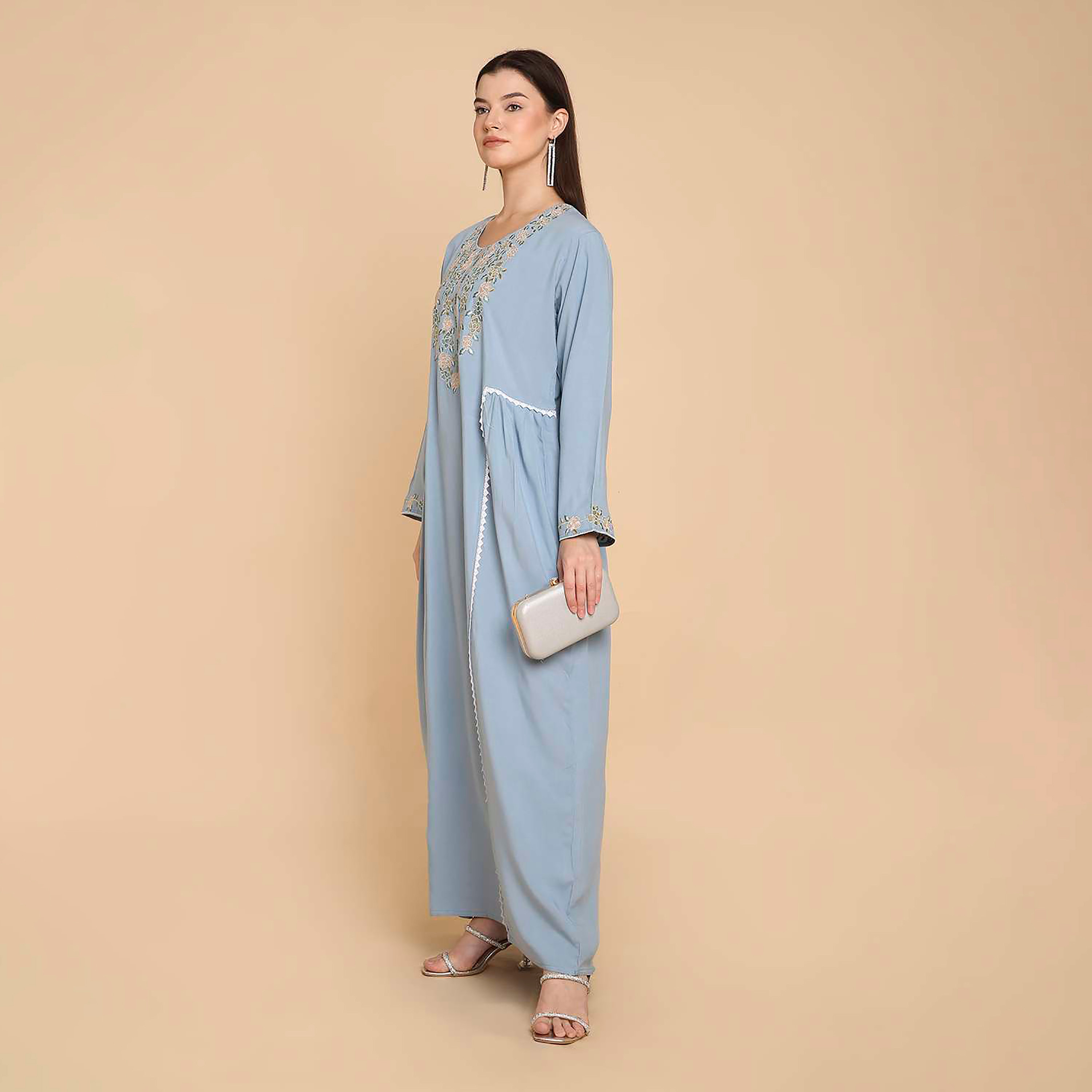 جلابية نسائية بصدرية مطرزة من هنا اند سارة-women-arabicclothing-jalabiyas-image-8