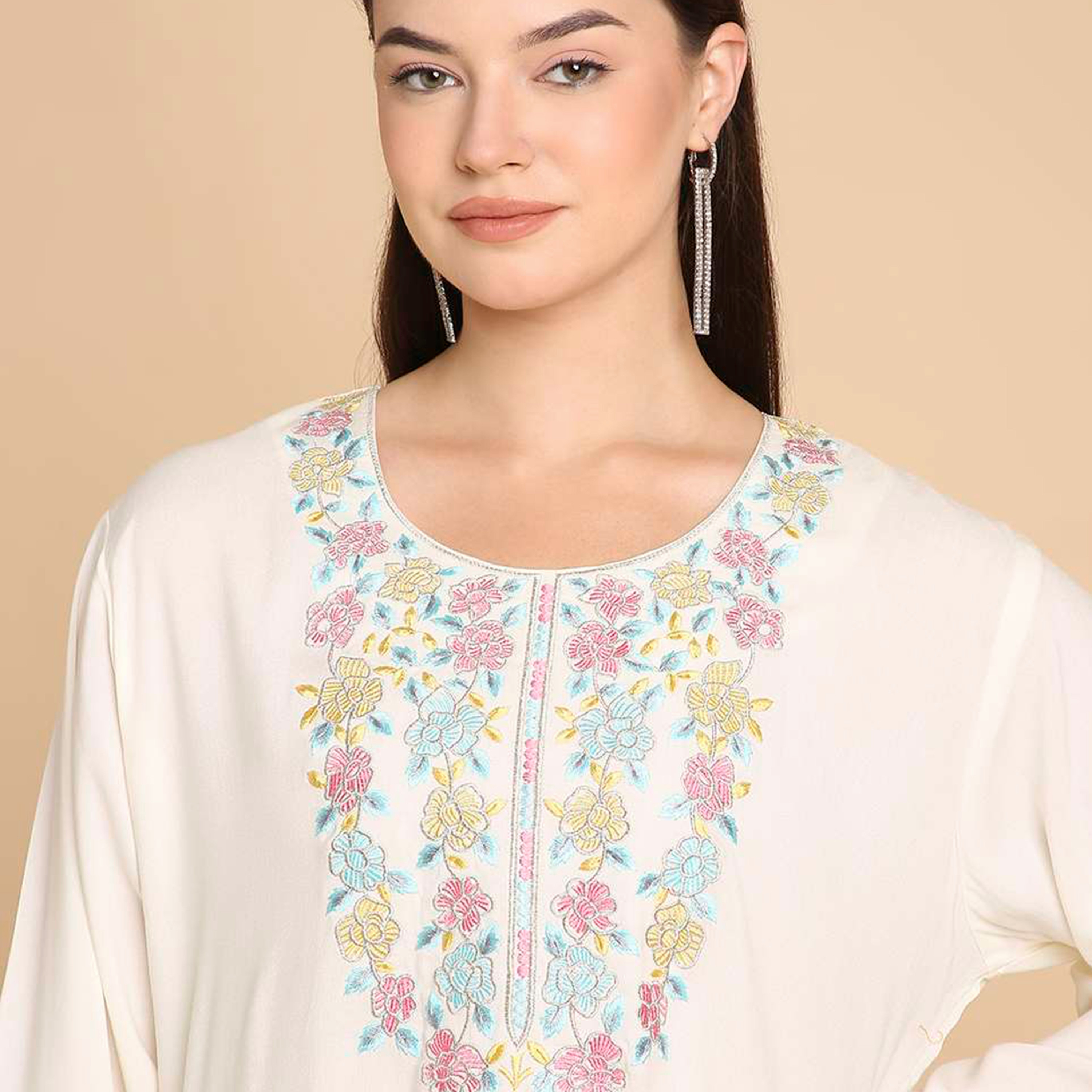 جلابية نسائية بصدرية مطرزة من هنا اند سارة-women-arabicclothing-jalabiyas-image-12