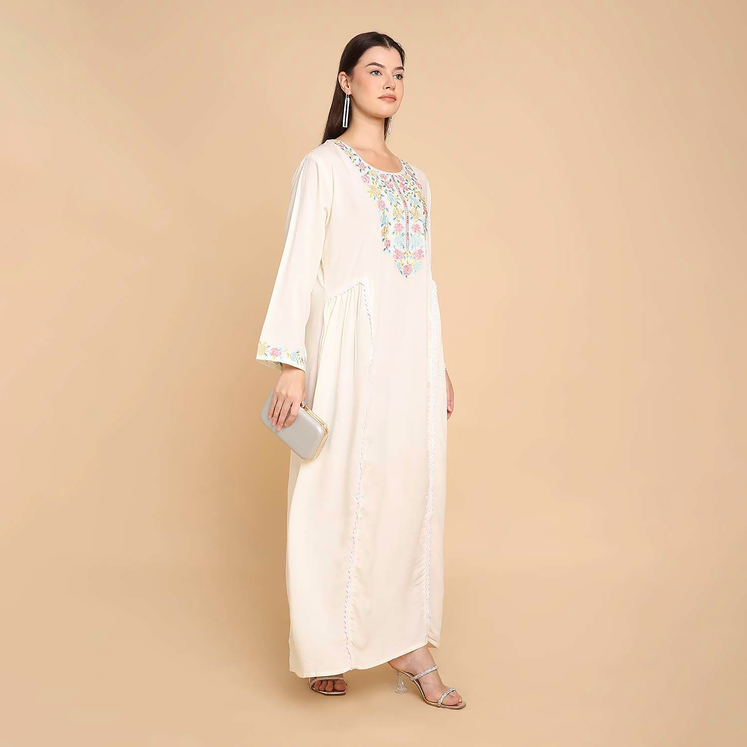 جلابية نسائية بصدرية مطرزة من هنا اند سارة-women-arabicclothing-jalabiyas-image-14