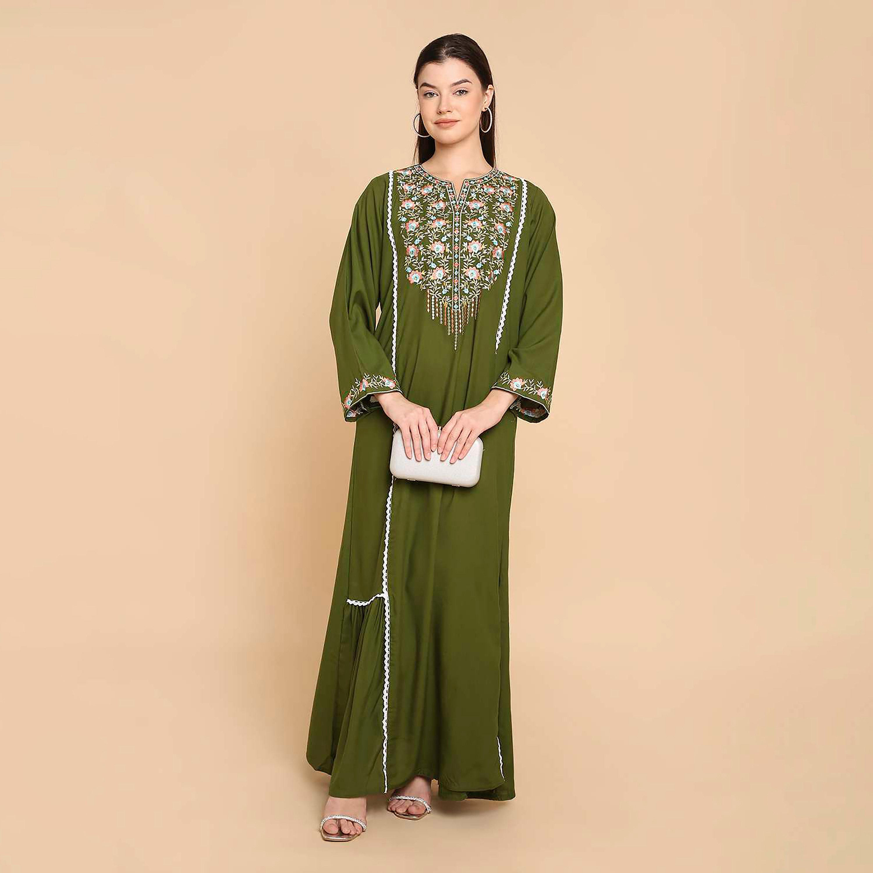 جلابية نسائية مطرزة بالزهور من هانا اند سارة-women-arabicclothing-jalabiyas-image-1