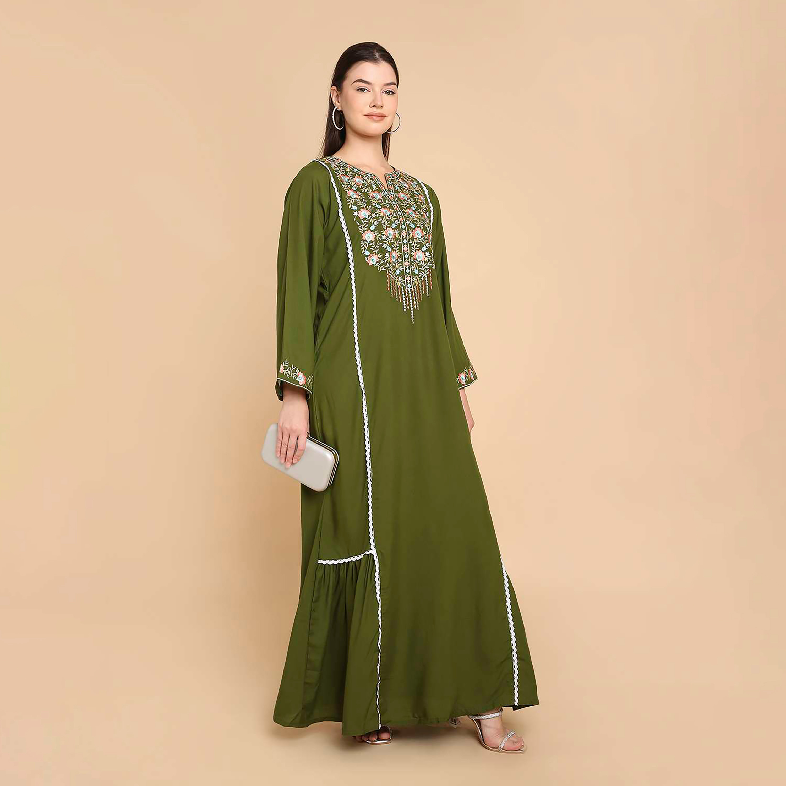 جلابية نسائية مطرزة بالزهور من هانا اند سارة-women-arabicclothing-jalabiyas-image-4