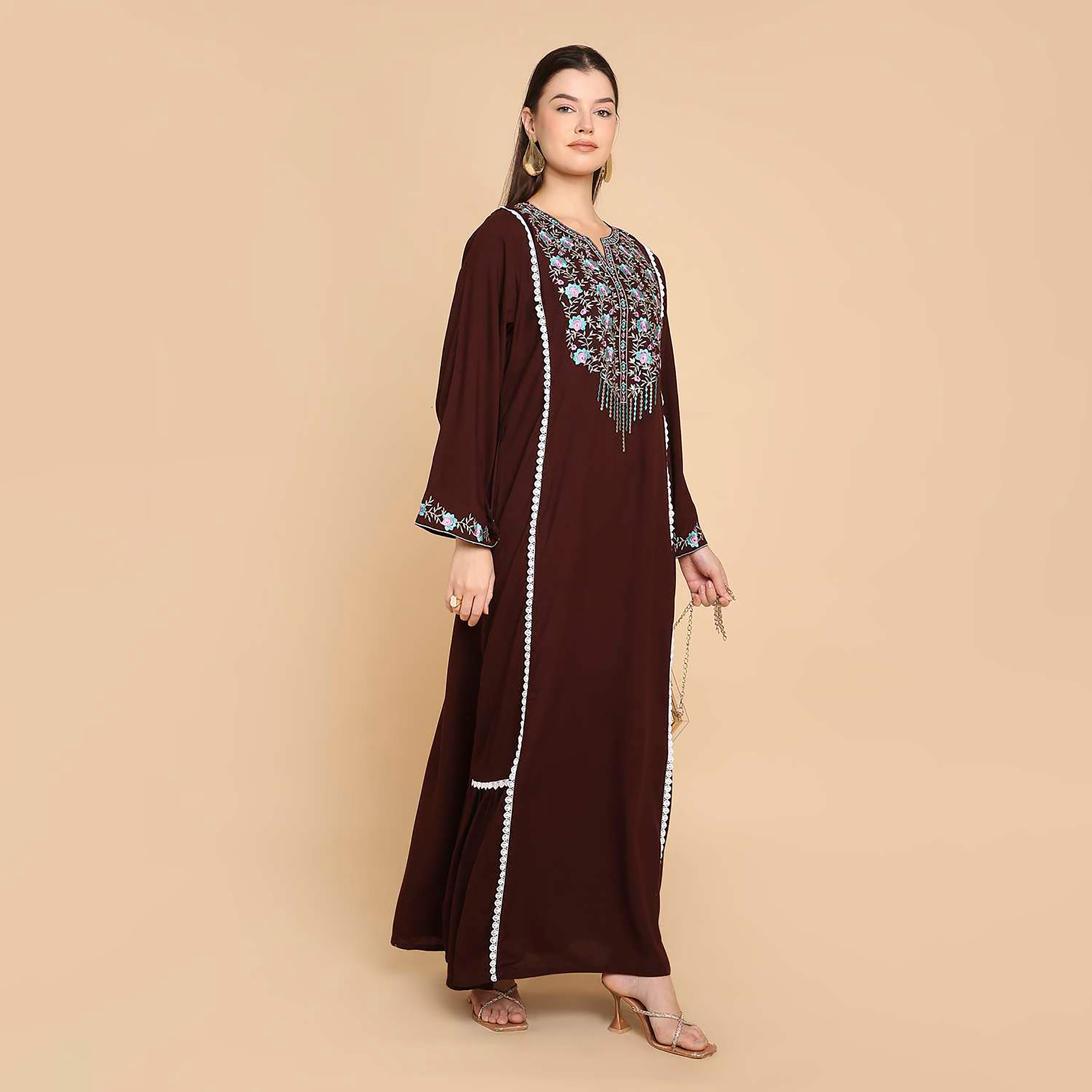 جلابية نسائية مطرزة بالزهور من هانا اند سارة-women-arabicclothing-jalabiyas-image-4