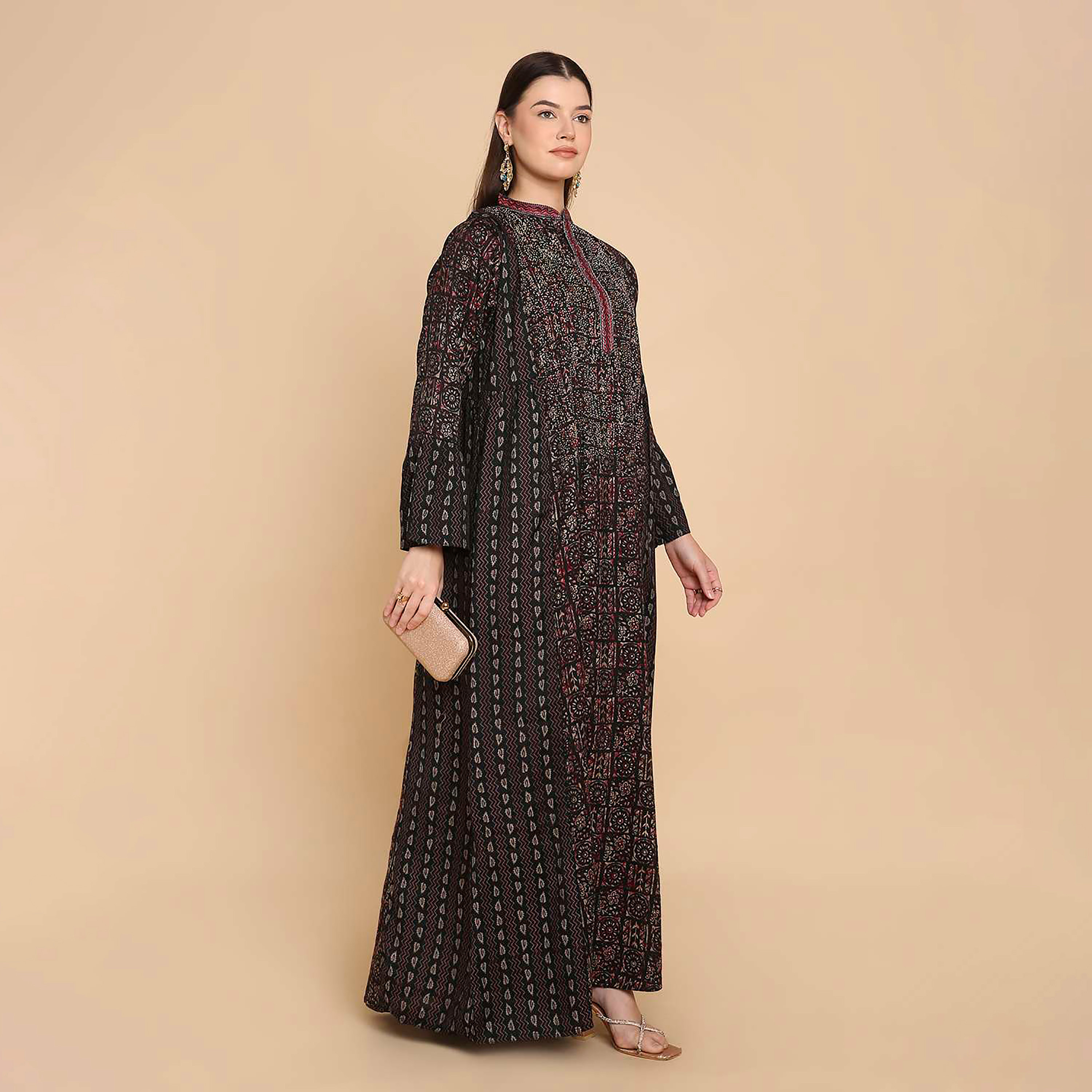 جلابية نسائية مطبوعة بياقة ماندارين وأكمام جرس من هناأندسارة-women-arabicclothing-jalabiyas-image-4