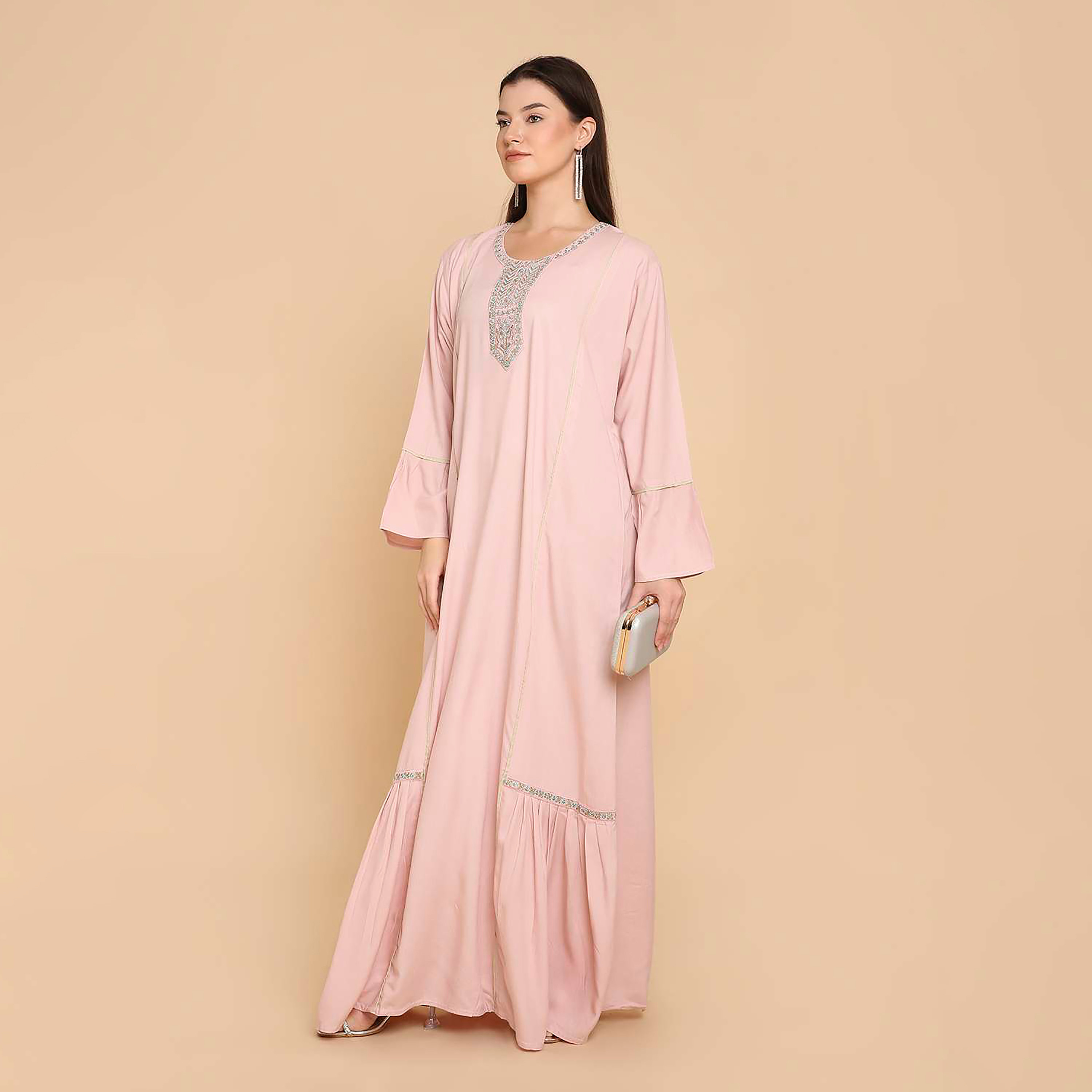 جلابية نسائية بياقة مطرزة وأكمام جرس من هناأندسارة-women-arabicclothing-jalabiyas-image-8